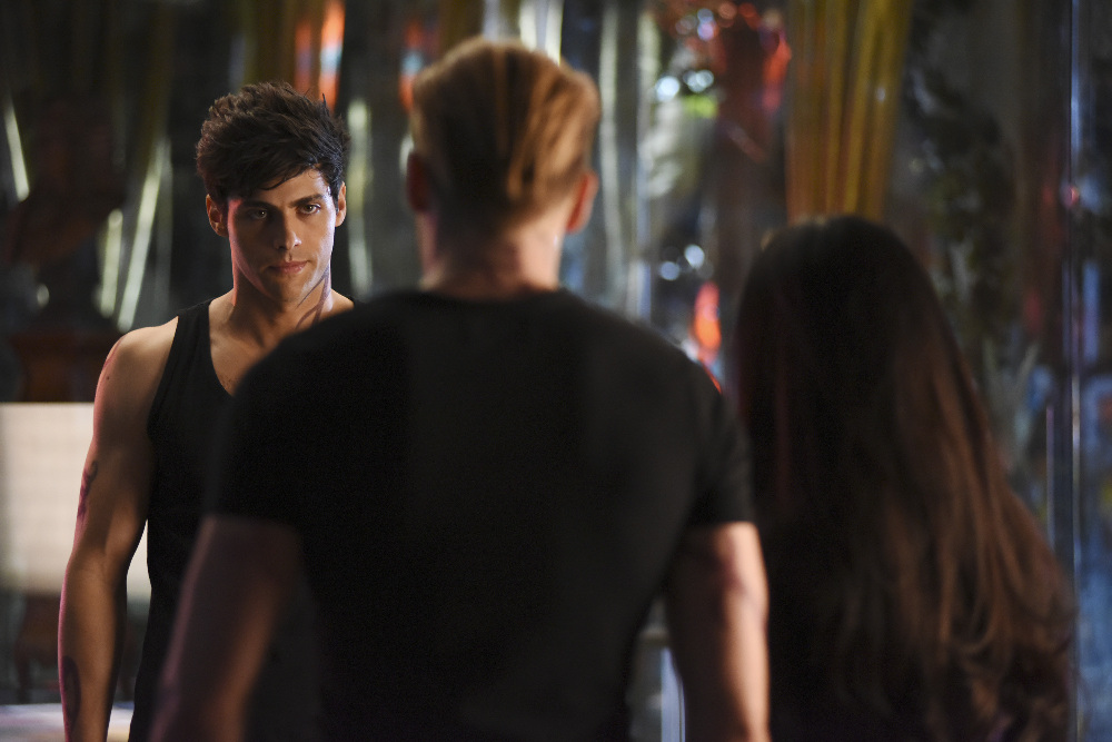 New Alliances Must Be Formed Tonight On “Shadowhunters” – Get The Details Here!