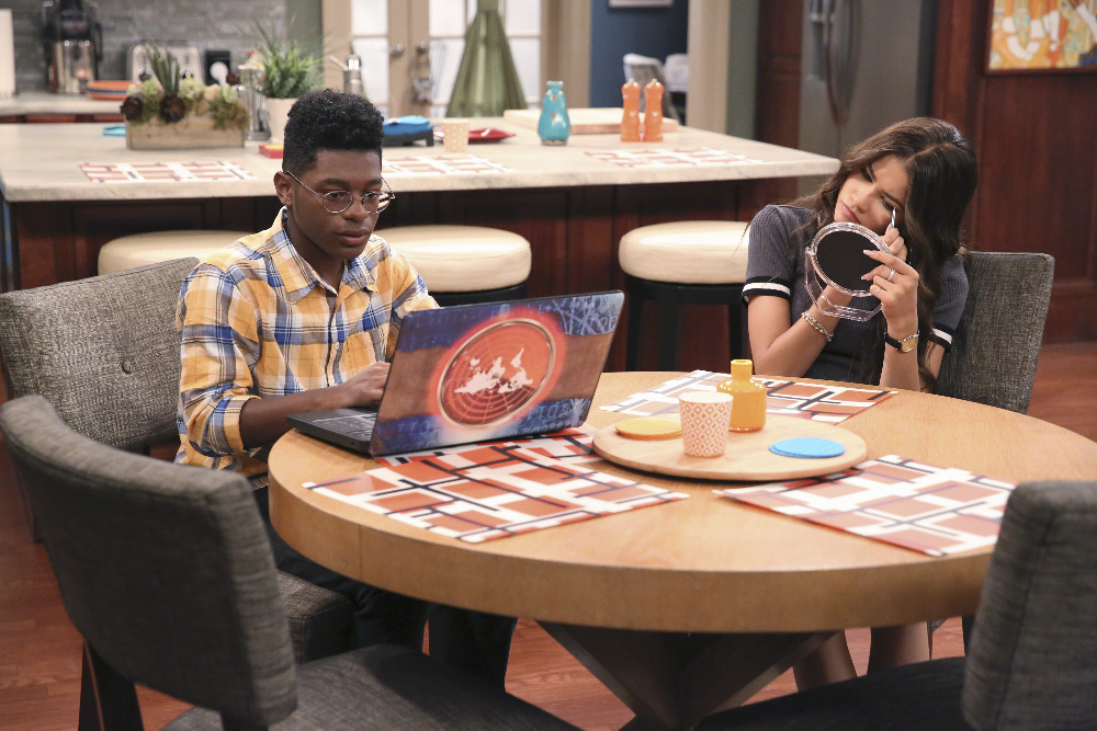K.C. Gets Some Dating Tips On Tonight’s “K.C. Undercover” – Get The Deets!