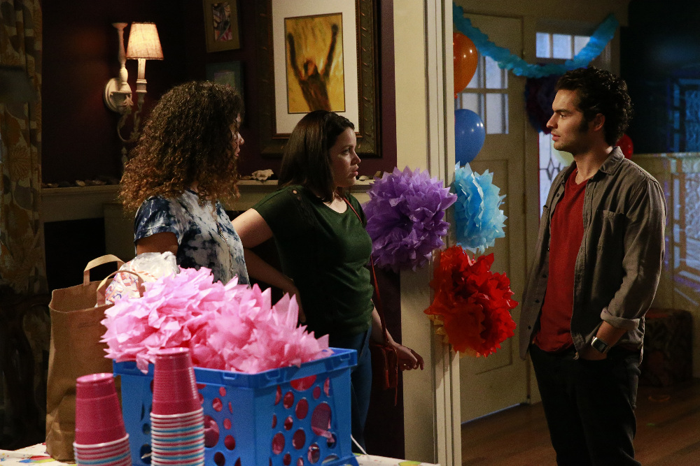 Maddie Fears For Wes’s Sobriety Tonight On “Recovery Road” – Watch A Sneak Peek!