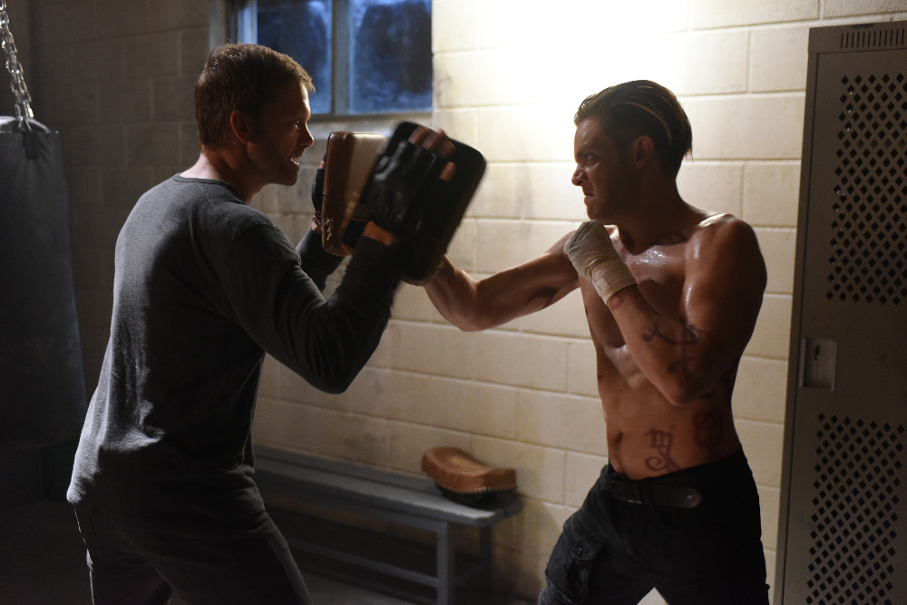 A New Ally Helps Clary & Jace Tonight On “Shadowhunters” – Watch A Sneak Peek!