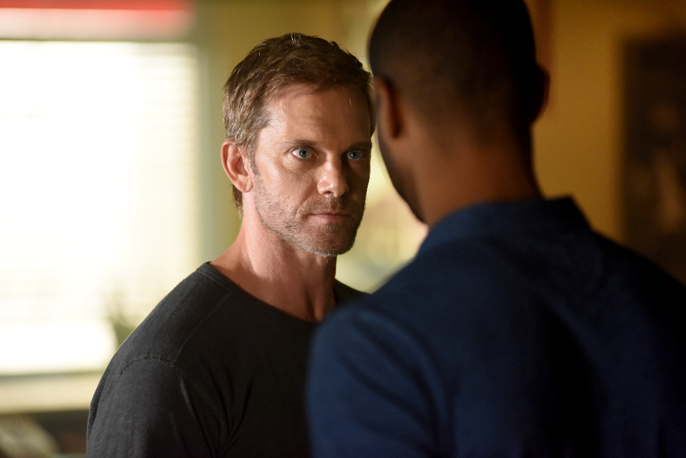 A New Ally Helps Clary & Jace Tonight On “Shadowhunters” – Watch A Sneak Peek!