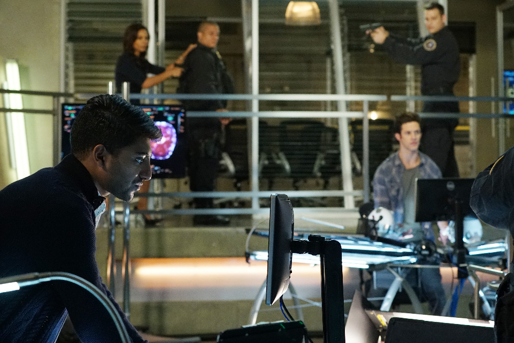 The Stitchers Program Kicks Off Version 2.0 Tonight On The Season Premiere Of “Stitchers” – Watch A Sneak Peek!