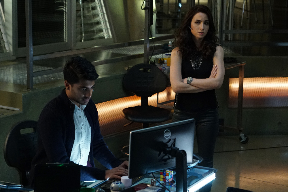 The Stitchers Program Kicks Off Version 2.0 Tonight On The Season Premiere Of “Stitchers” – Watch A Sneak Peek!