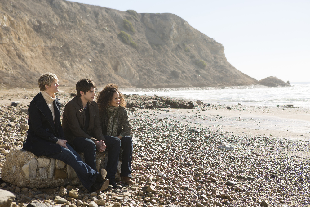 Tragedy Rocks The Adams Foster Family Tonight On The Season Finale Of “The Fosters” – Watch A Sneak Peek!