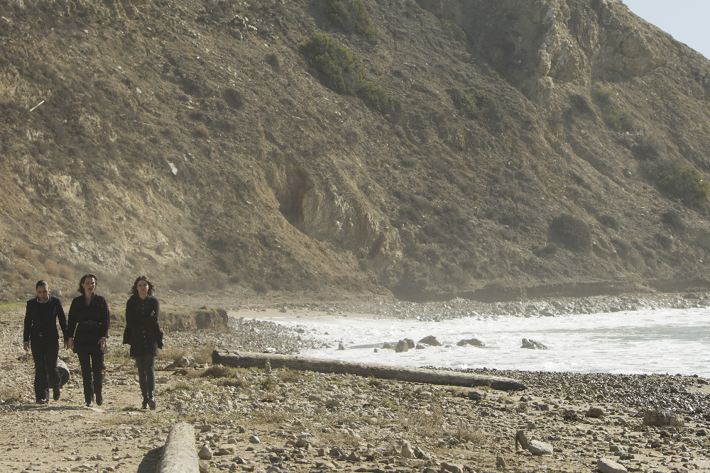 Tragedy Rocks The Adams Foster Family Tonight On The Season Finale Of “The Fosters” – Watch A Sneak Peek!