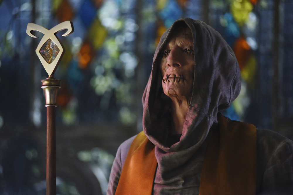 Wedding Bells Are Ringing On Tonight’s “Shadowhunters” – Watch A Sneak Peek!