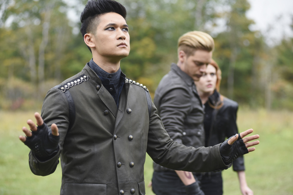 Wedding Bells Are Ringing On Tonight’s “Shadowhunters” – Watch A Sneak Peek!