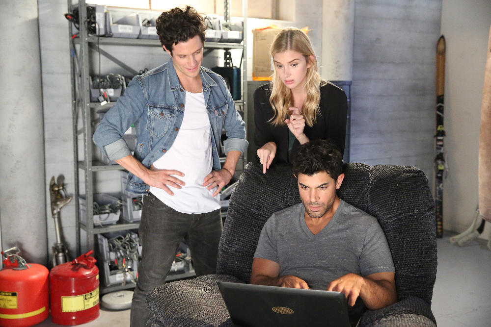 Kirsten Meets Her Match Tonight On “Stitchers” – Watch A Sneak Peek!
