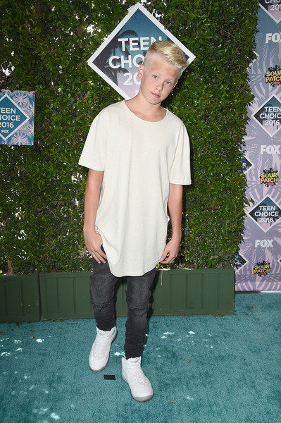 2016 Teen Choice Awards – Teal Carpet Arrivals