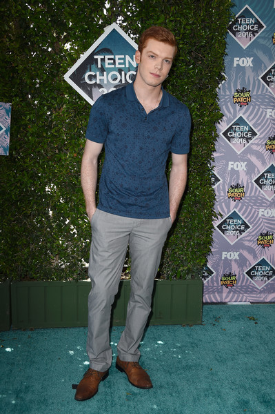 2016 Teen Choice Awards – Teal Carpet Arrivals
