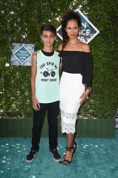 2016 Teen Choice Awards – Teal Carpet Arrivals