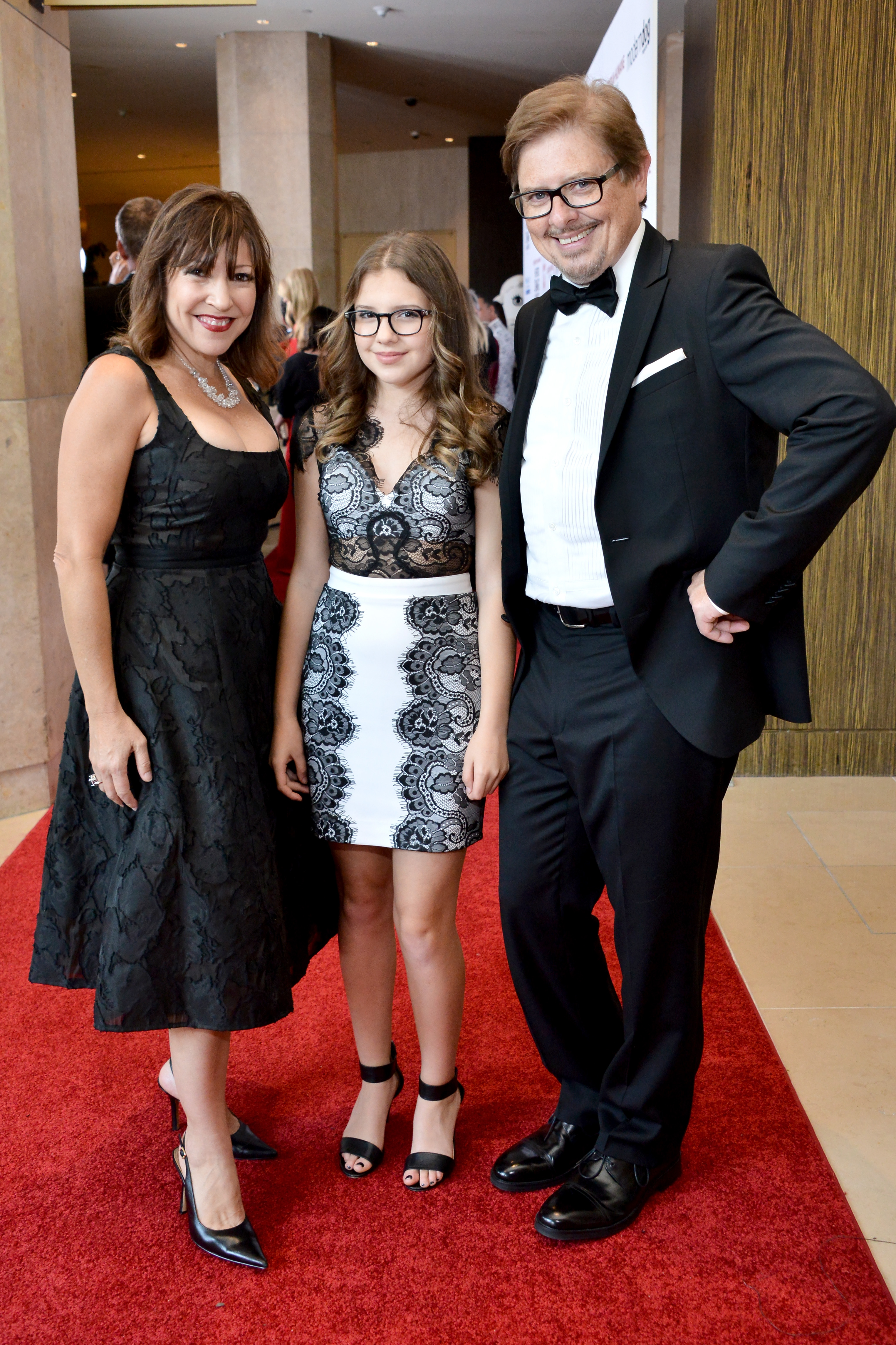 Katharine McPhee, Bailee Madison & More Come Out and Celebrate the Sixth Annual American Humane Association Hero Dog Awards