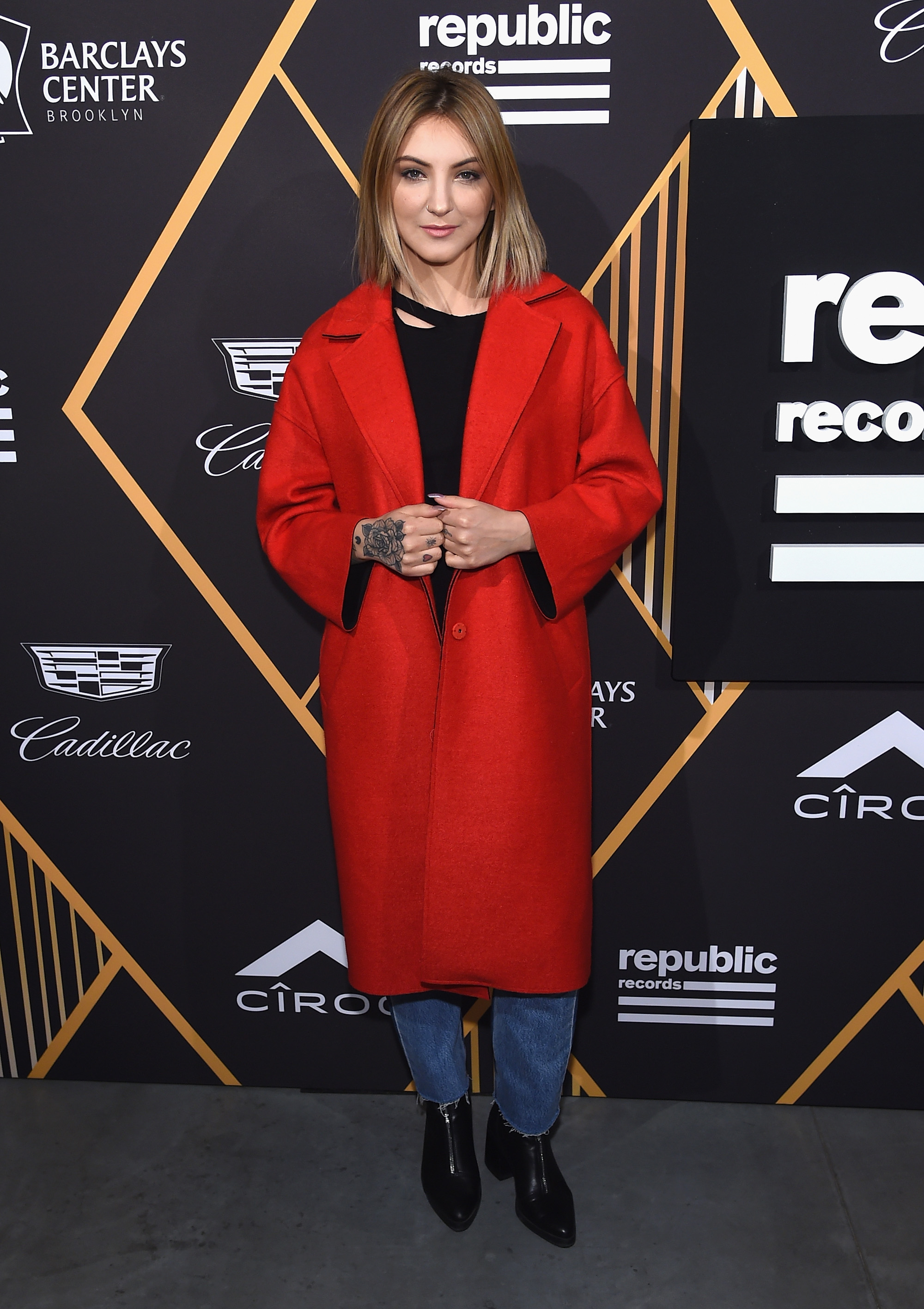 Lorde Receives RIAA Diamond Certification at Republic Records’ Pre-GRAMMY Awards Bash