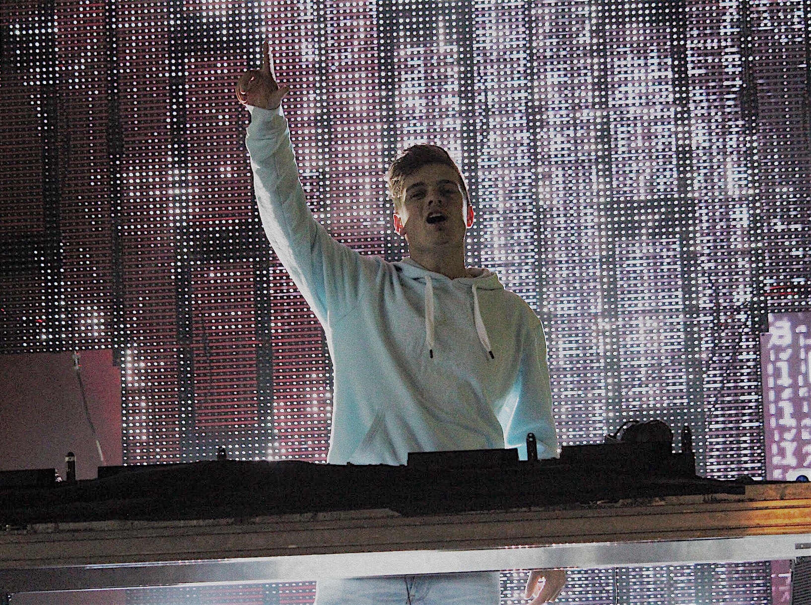 PHOTOS: Martin Garrix Brings the Heat to Buttermilk Mountain During X Games Aspen 2018