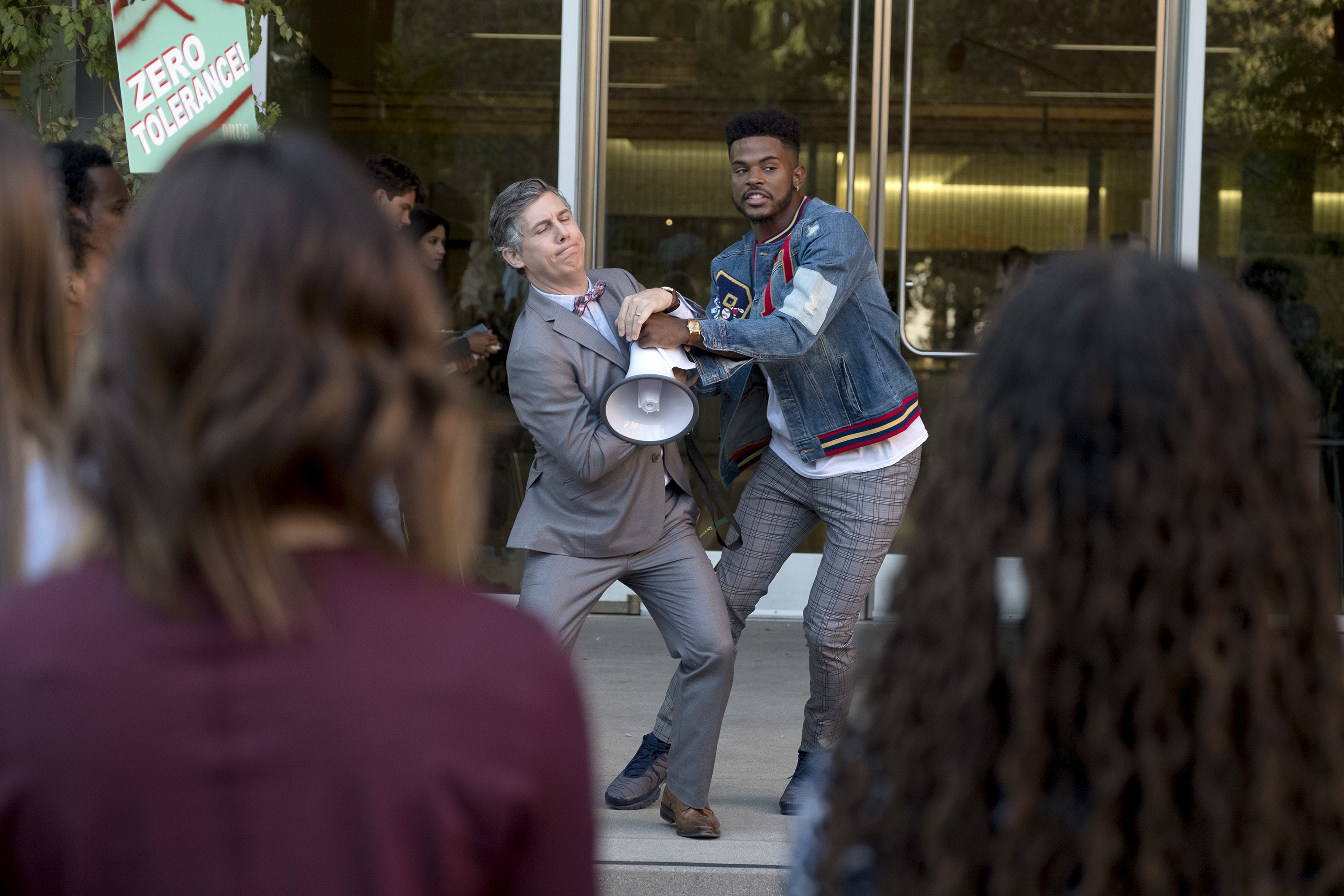 Cal U. Goes Into Lockdown on Tonight’s Episode of “grown-ish” – Watch a Preview Now