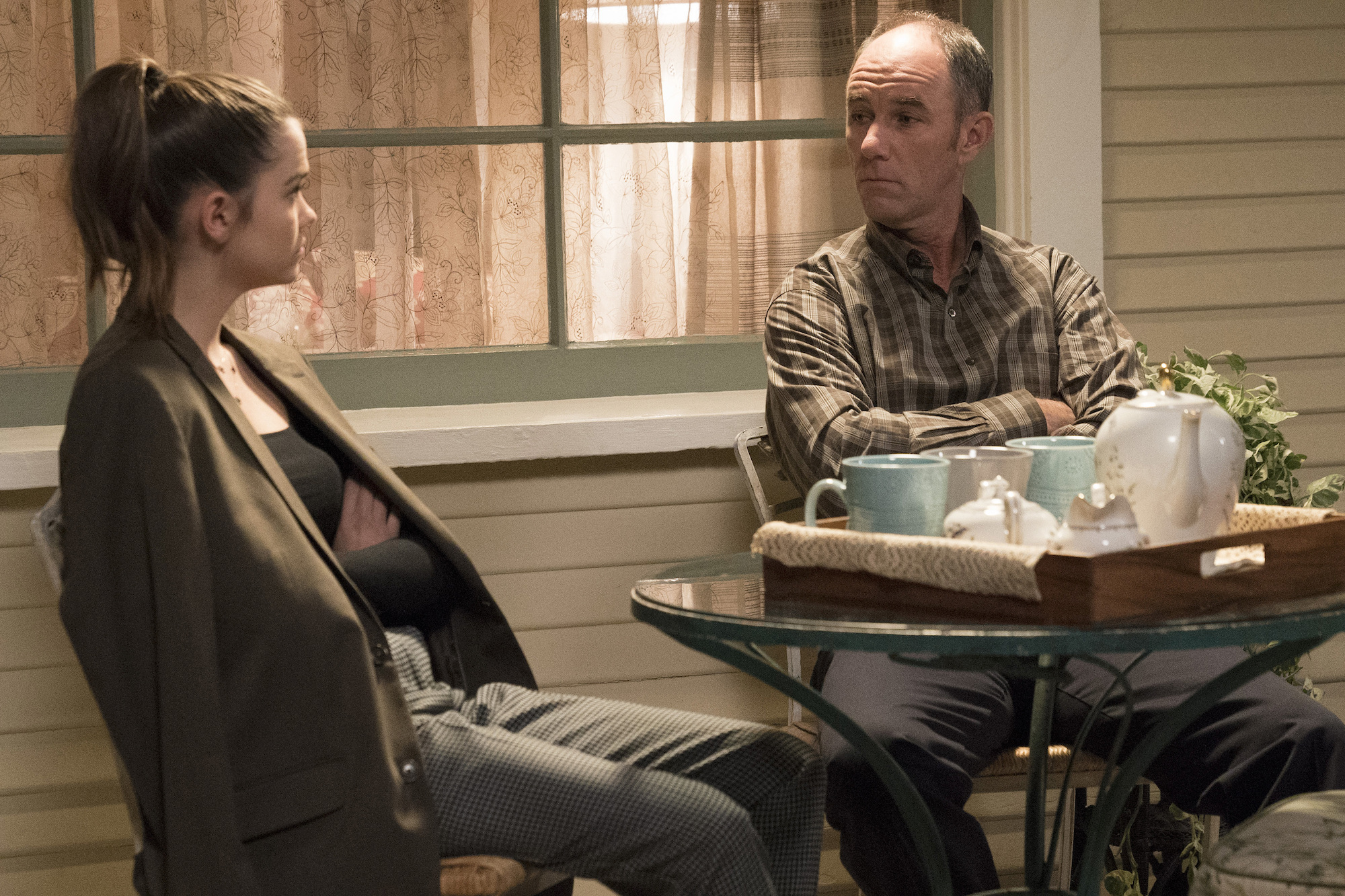 Jude and Callie Have Dinner with Donald on Tonight’s Episode of “The Fosters”