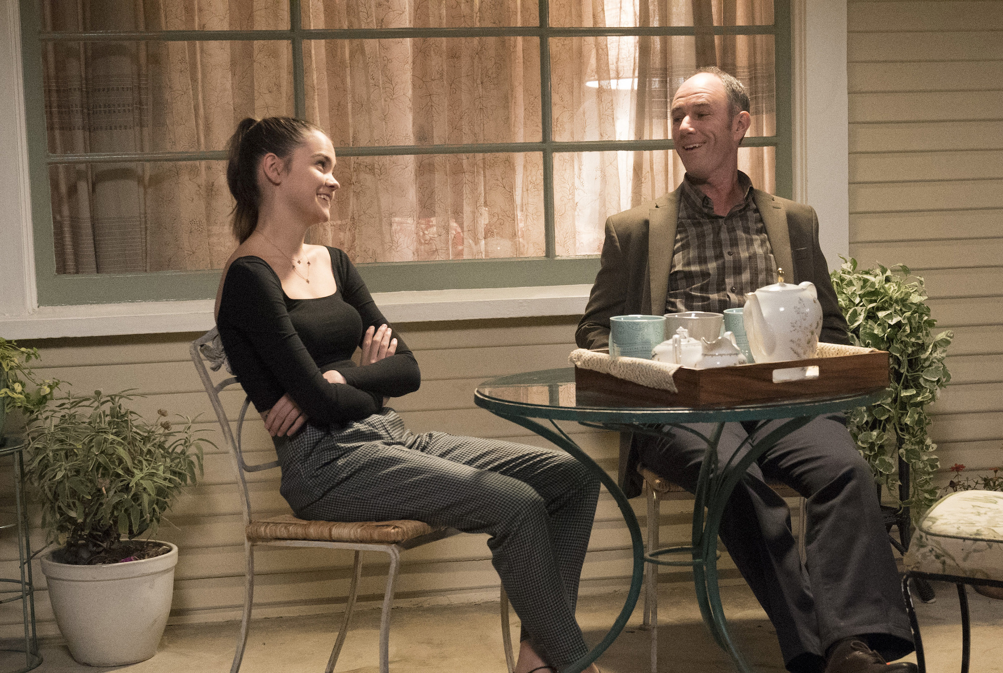 Jude and Callie Have Dinner with Donald on Tonight’s Episode of “The Fosters”