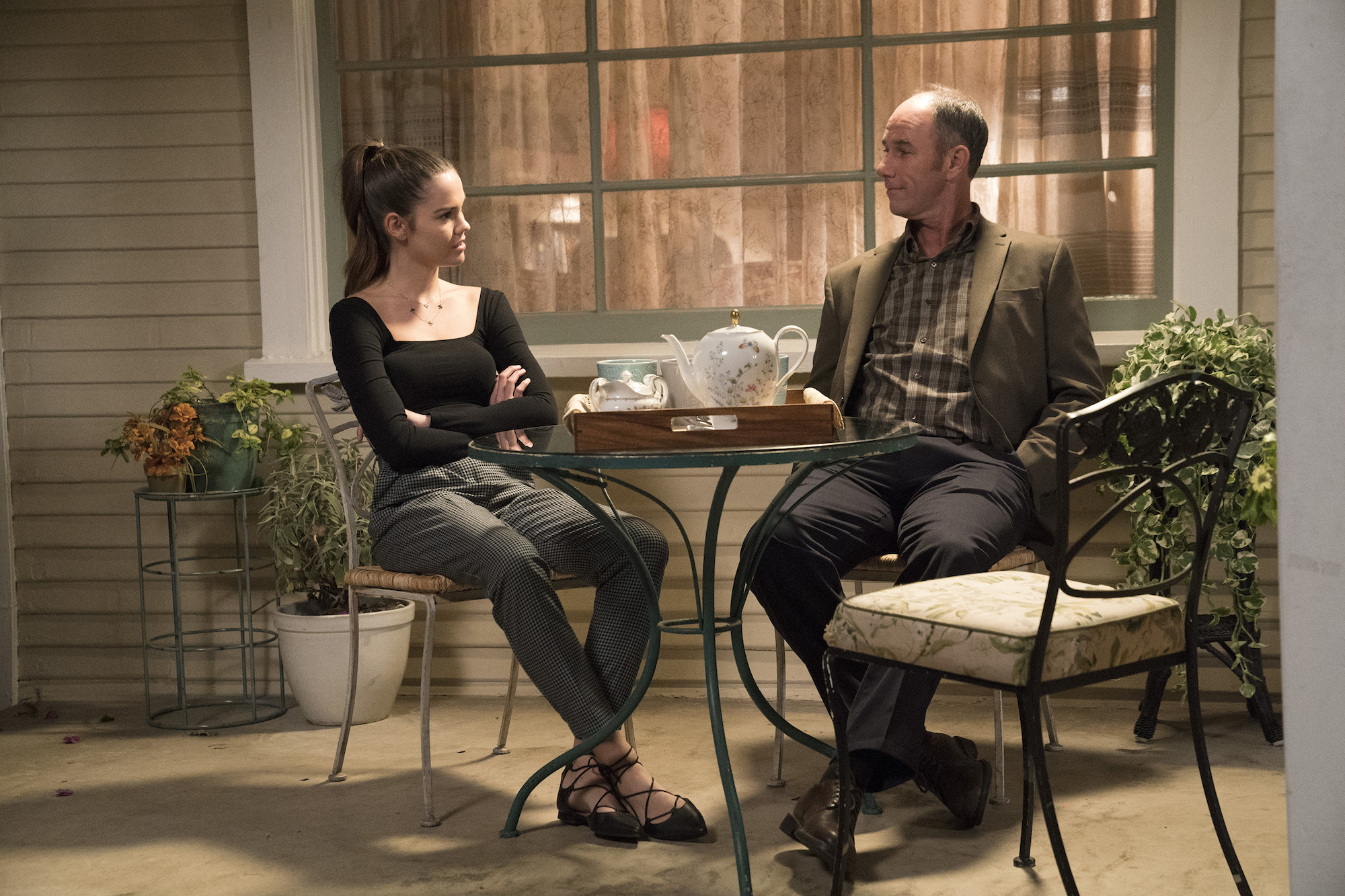 Jude and Callie Have Dinner with Donald on Tonight’s Episode of “The Fosters”