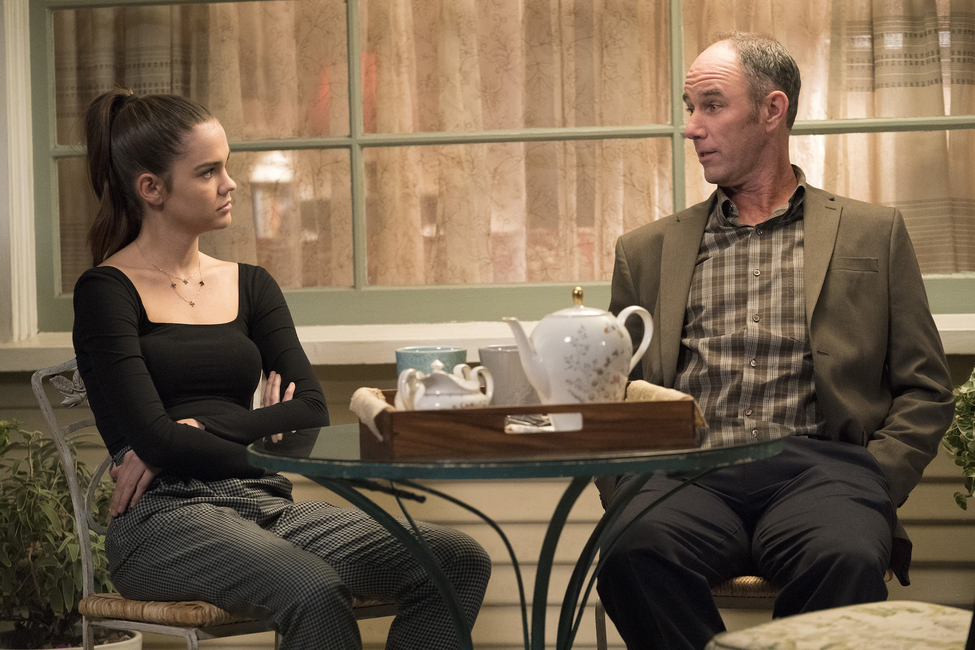 Jude and Callie Have Dinner with Donald on Tonight’s Episode of “The Fosters”