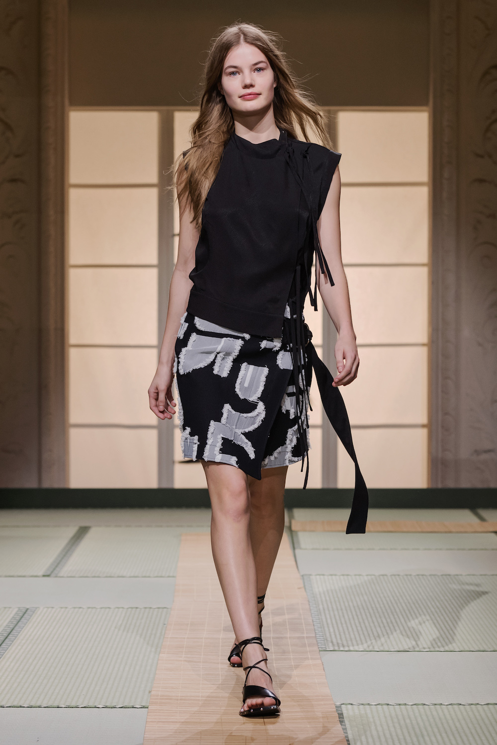 GALLERY: All the Looks from H&M’s Spring/Summer 2018 Presentation at Paris Fashion Week