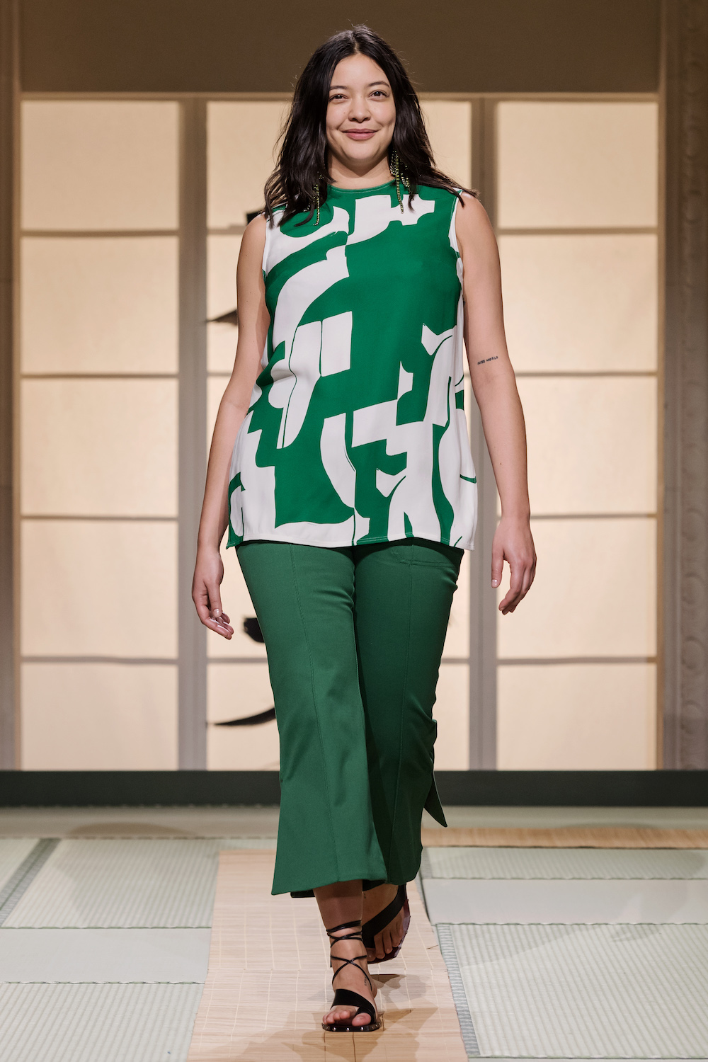 GALLERY: All the Looks from H&M’s Spring/Summer 2018 Presentation at Paris Fashion Week