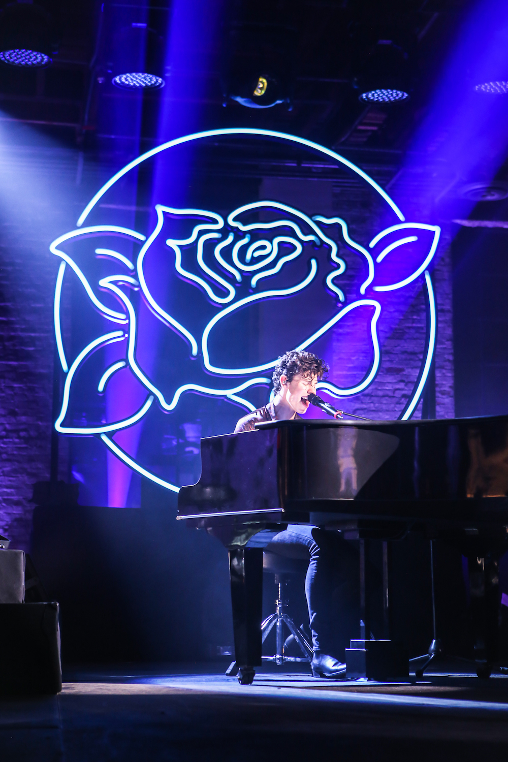 Shawn Mendes Kicks Off Rolling Stone’s Relaunch with Intimate Concert in New York City