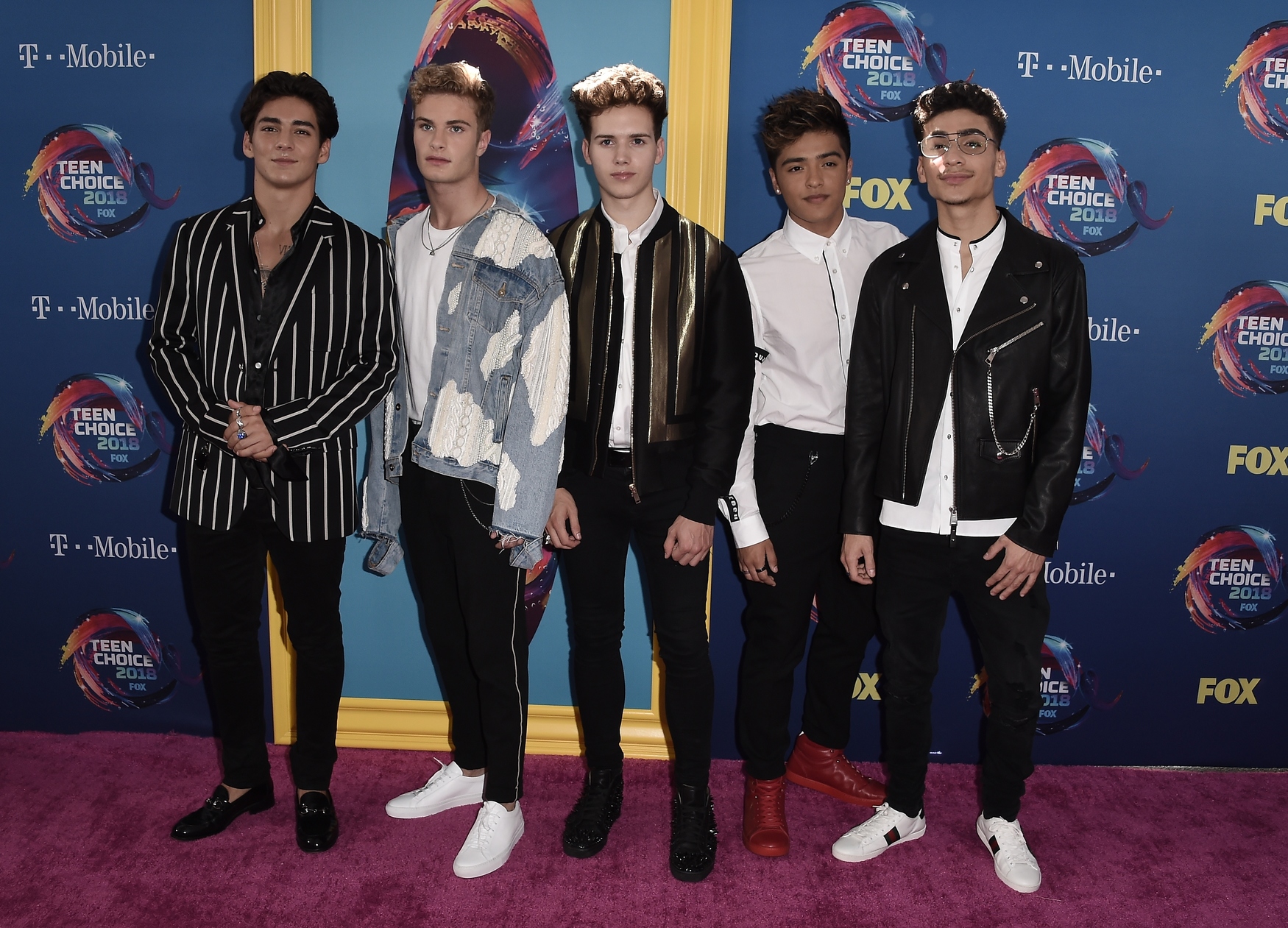 Nina Dobrev, Khalid, Lili Reinhart, Cole Sprouse and More Slay the 2018 Teen Choice Awards Pink Carpet