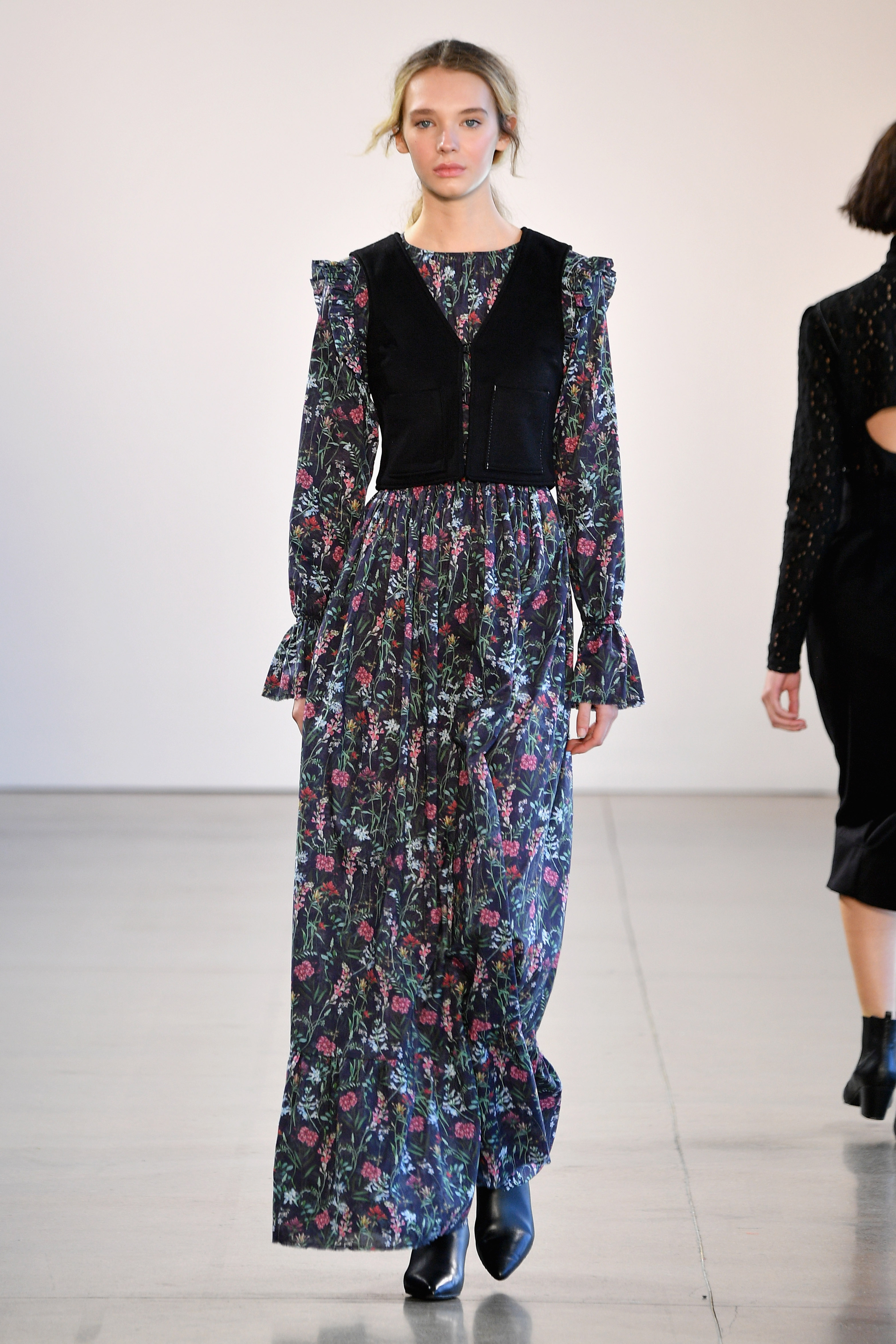 NONIE is Back at New York Fashion Week with Crisp, Clean Silhouettes for Autumn/Winter 2019 Collection