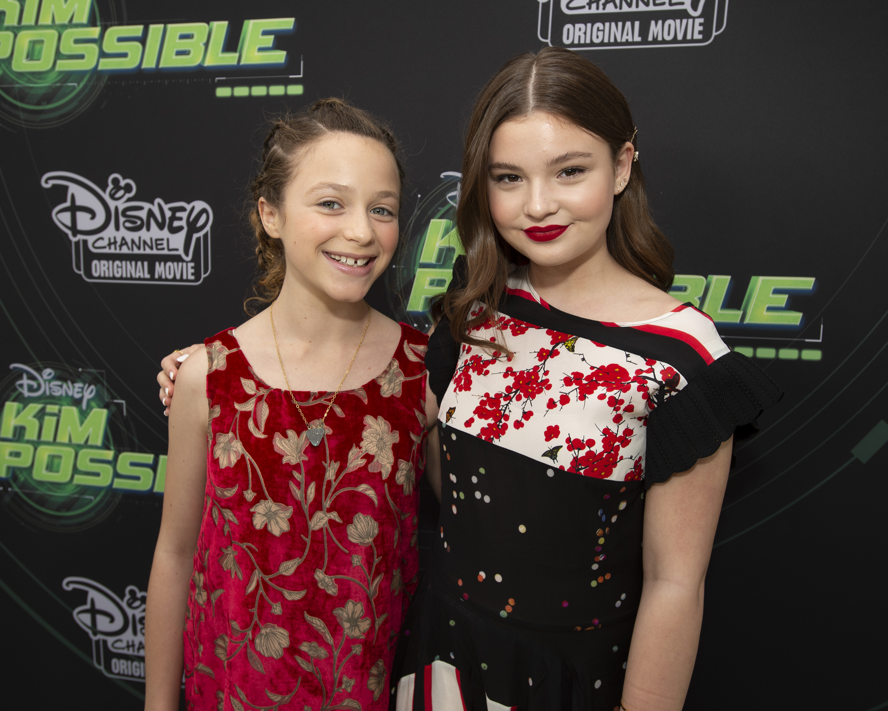 Sadie Stanley, Sean Giambrone, Christy Carlson Romano and More Hit the Shego Green Carpet for the World Premiere of ‘Kim Possible’