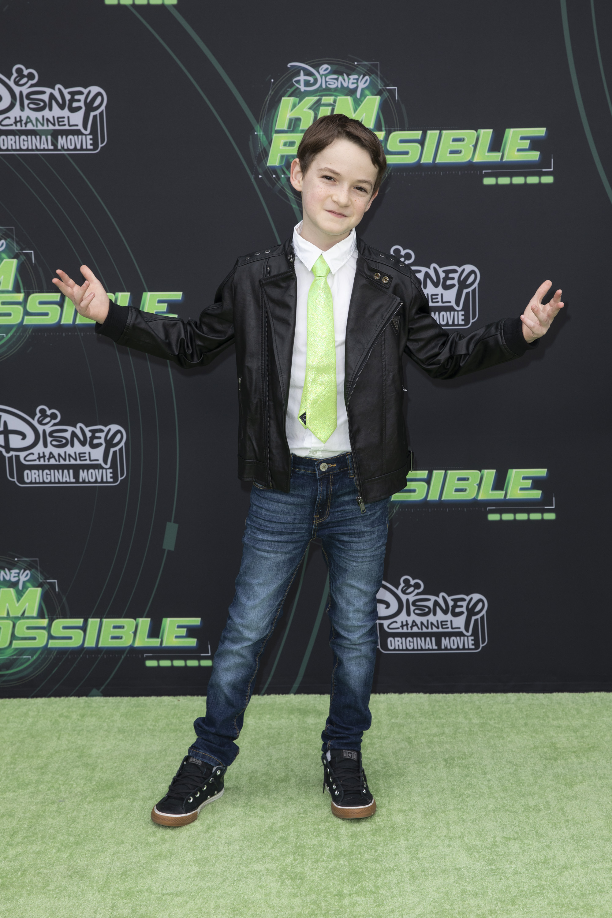 Sadie Stanley, Sean Giambrone, Christy Carlson Romano and More Hit the Shego Green Carpet for the World Premiere of ‘Kim Possible’