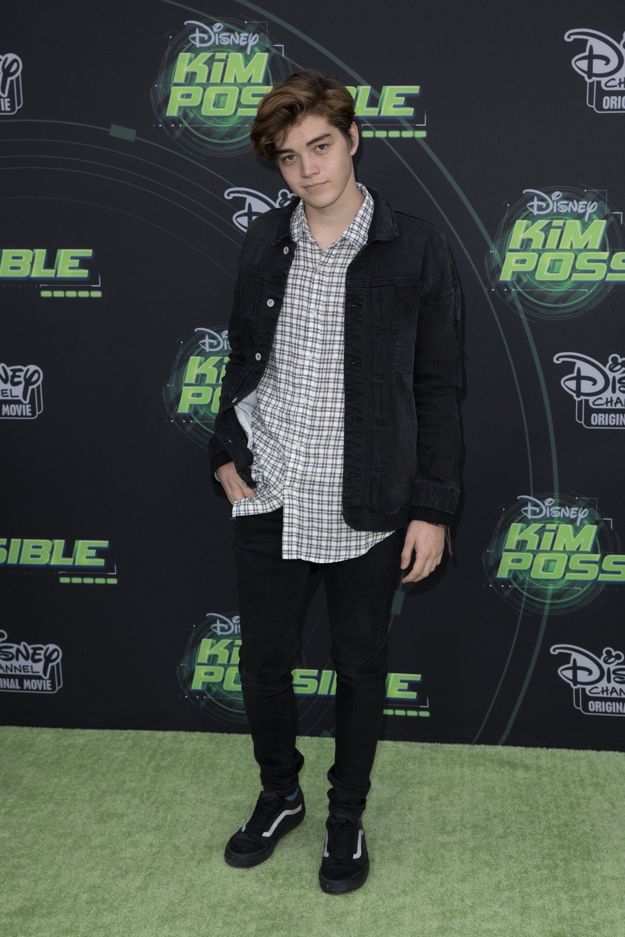 Sadie Stanley, Sean Giambrone, Christy Carlson Romano and More Hit the Shego Green Carpet for the World Premiere of ‘Kim Possible’
