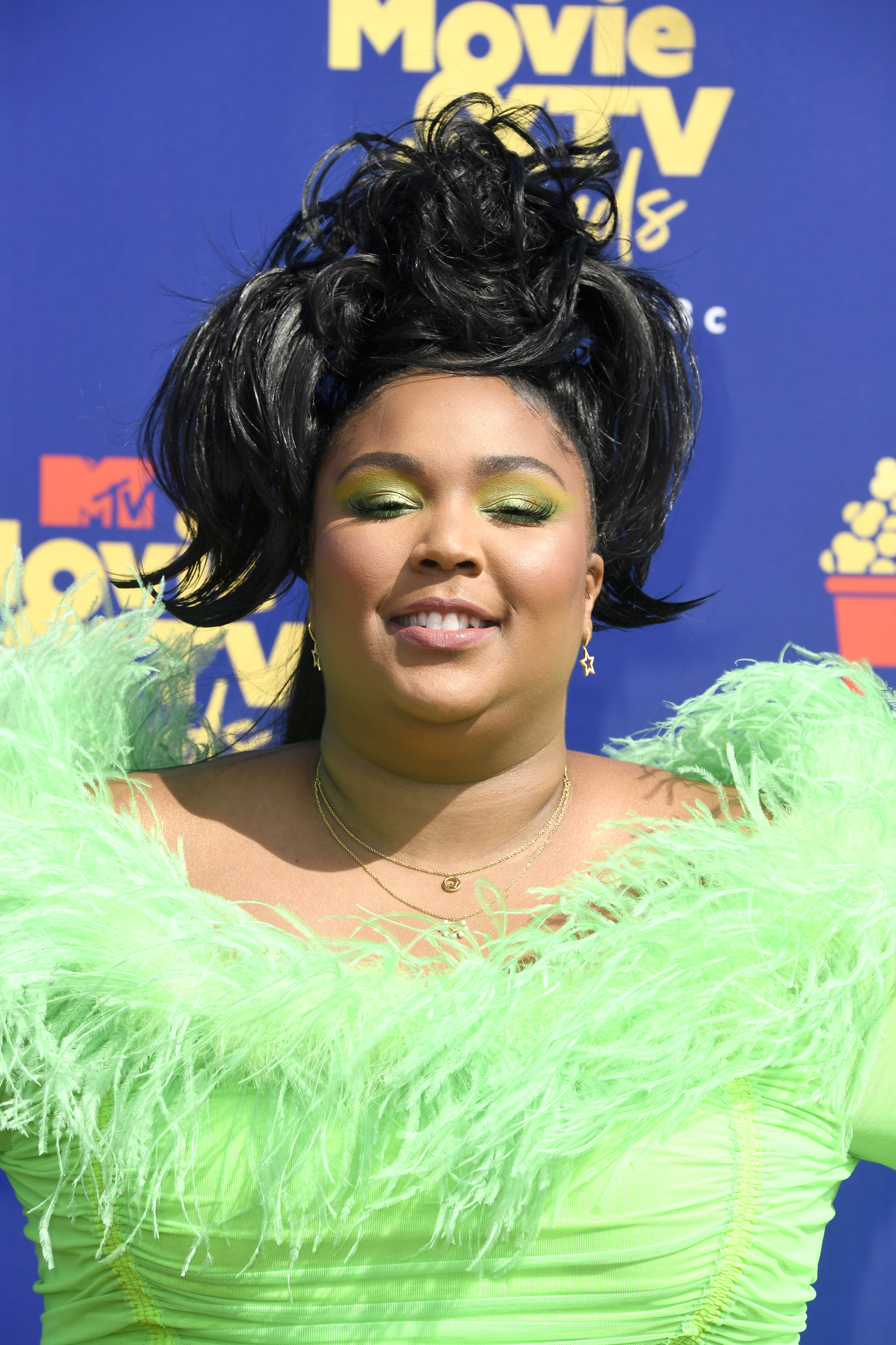 Ross Lynch, Lana Condor, Noah Centineo, Kiernan Shipka & More Hit Up the 2019 MTV Movie & TV Awards – Red Carpet Arrivals