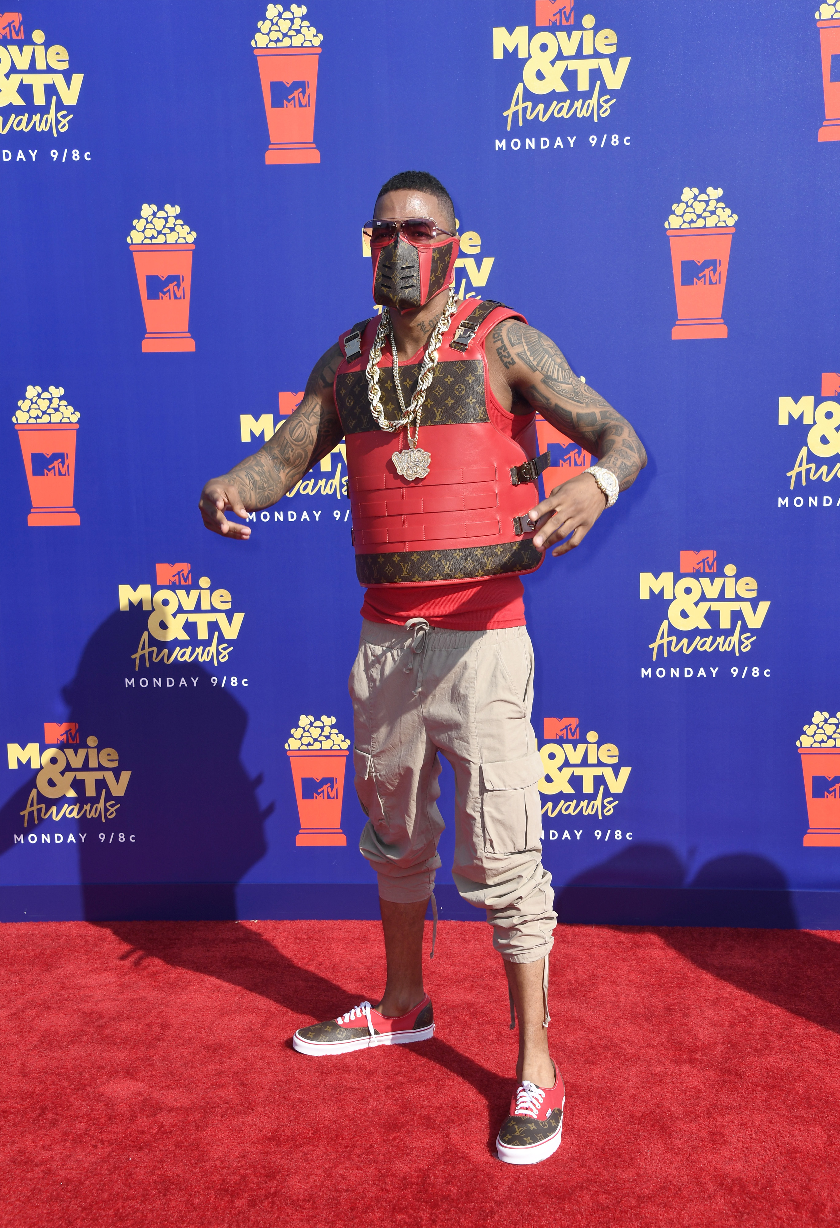 Ross Lynch, Lana Condor, Noah Centineo, Kiernan Shipka & More Hit Up the 2019 MTV Movie & TV Awards – Red Carpet Arrivals