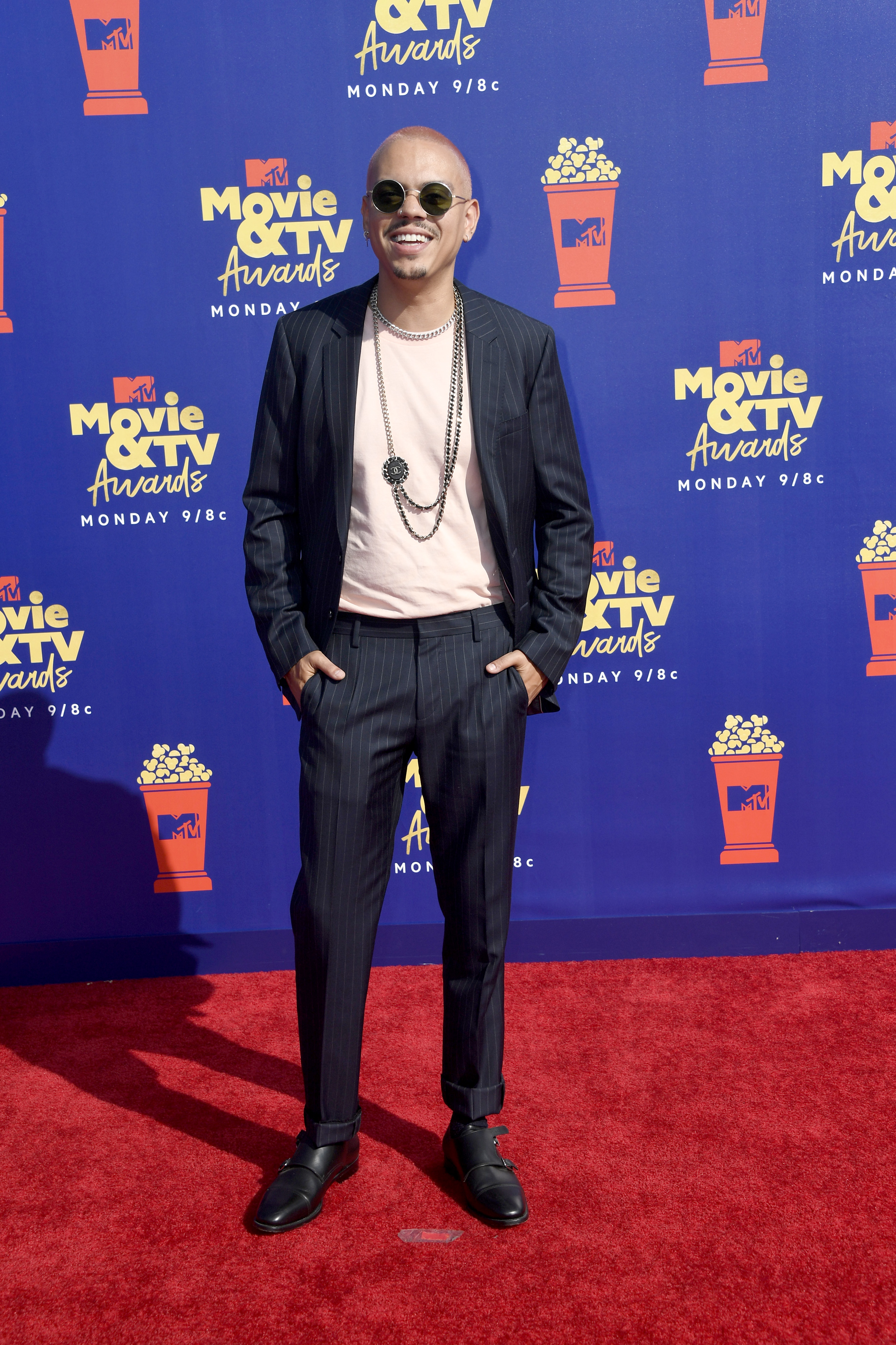 Ross Lynch, Lana Condor, Noah Centineo, Kiernan Shipka & More Hit Up the 2019 MTV Movie & TV Awards – Red Carpet Arrivals