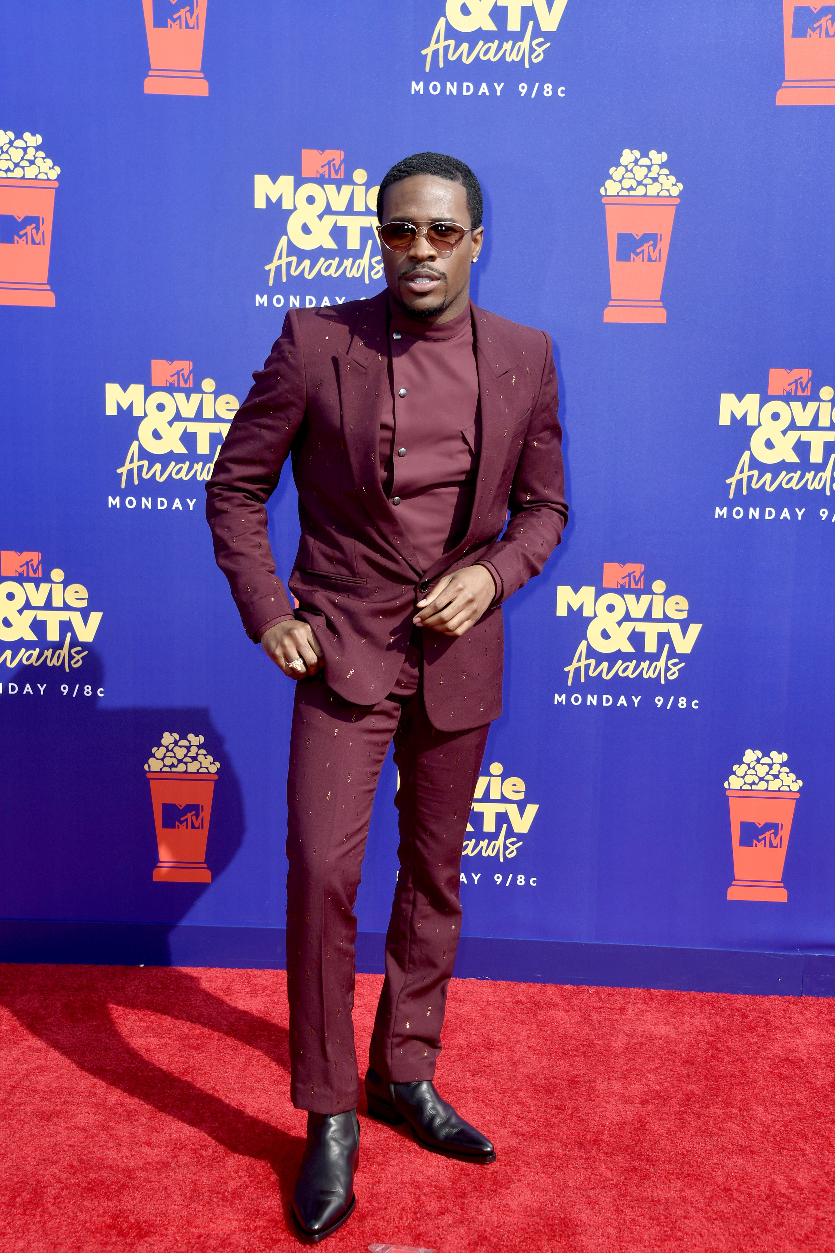 Ross Lynch, Lana Condor, Noah Centineo, Kiernan Shipka & More Hit Up the 2019 MTV Movie & TV Awards – Red Carpet Arrivals