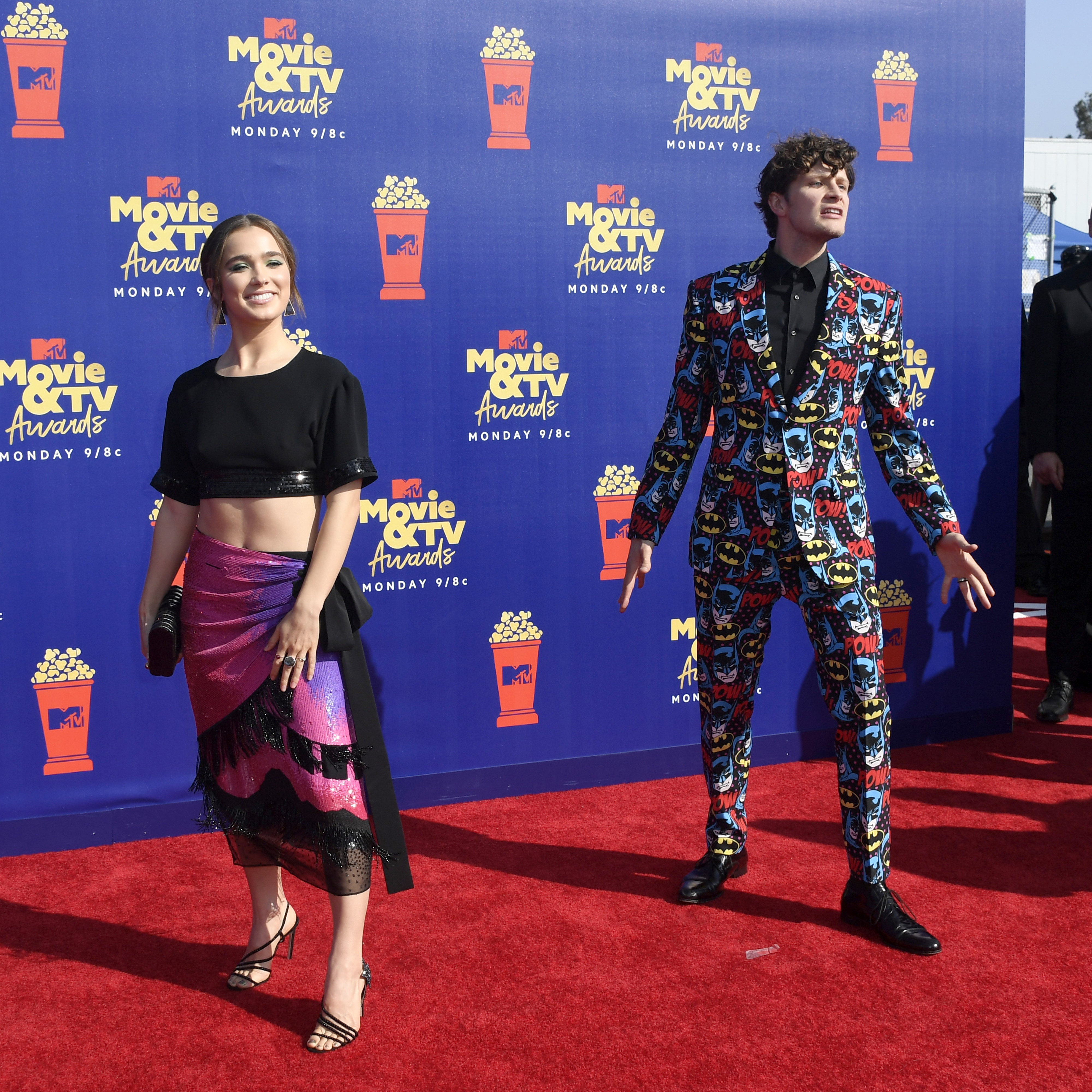 Ross Lynch, Lana Condor, Noah Centineo, Kiernan Shipka & More Hit Up the 2019 MTV Movie & TV Awards – Red Carpet Arrivals