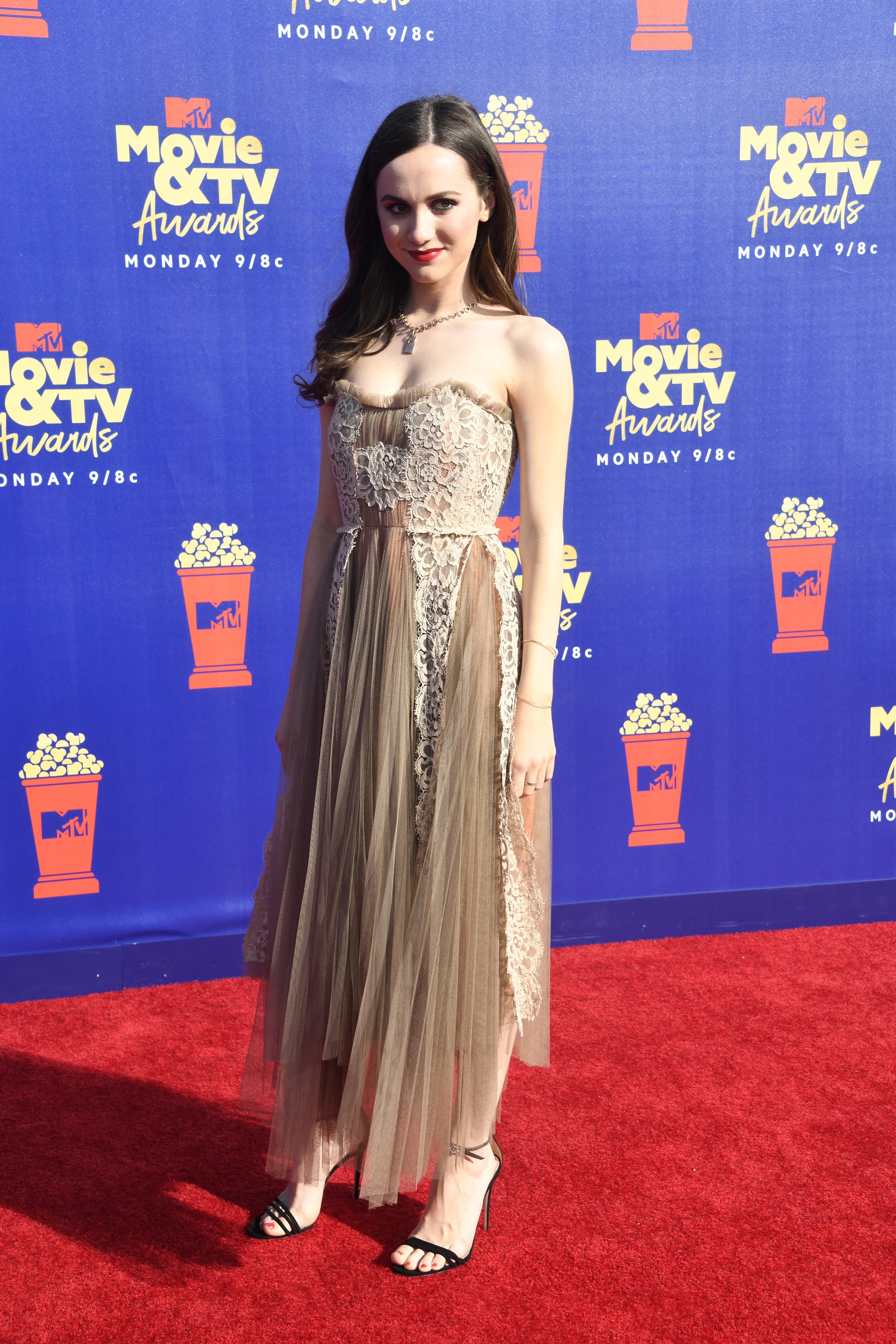 Ross Lynch, Lana Condor, Noah Centineo, Kiernan Shipka & More Hit Up the 2019 MTV Movie & TV Awards – Red Carpet Arrivals