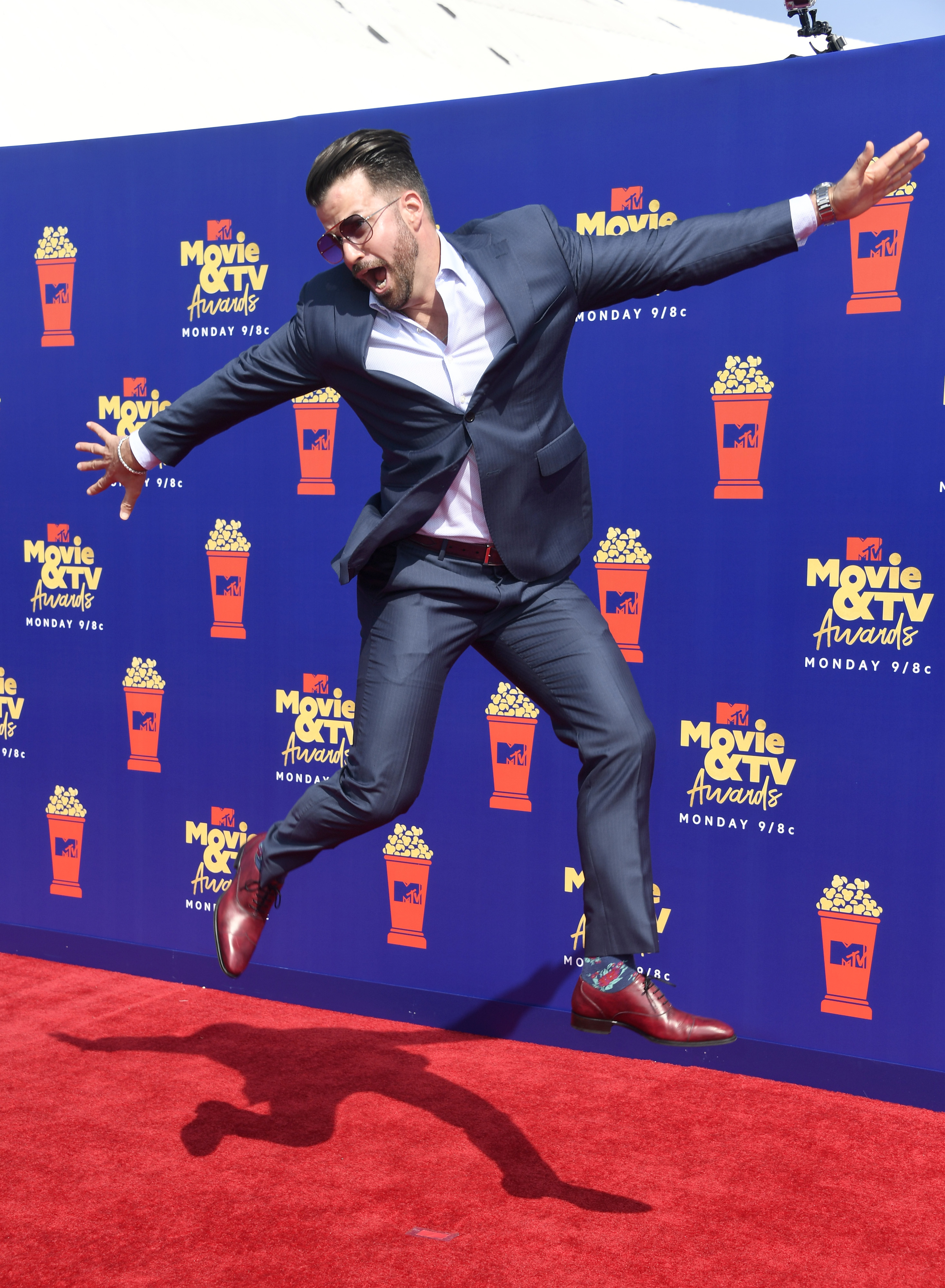 Ross Lynch, Lana Condor, Noah Centineo, Kiernan Shipka & More Hit Up the 2019 MTV Movie & TV Awards – Red Carpet Arrivals