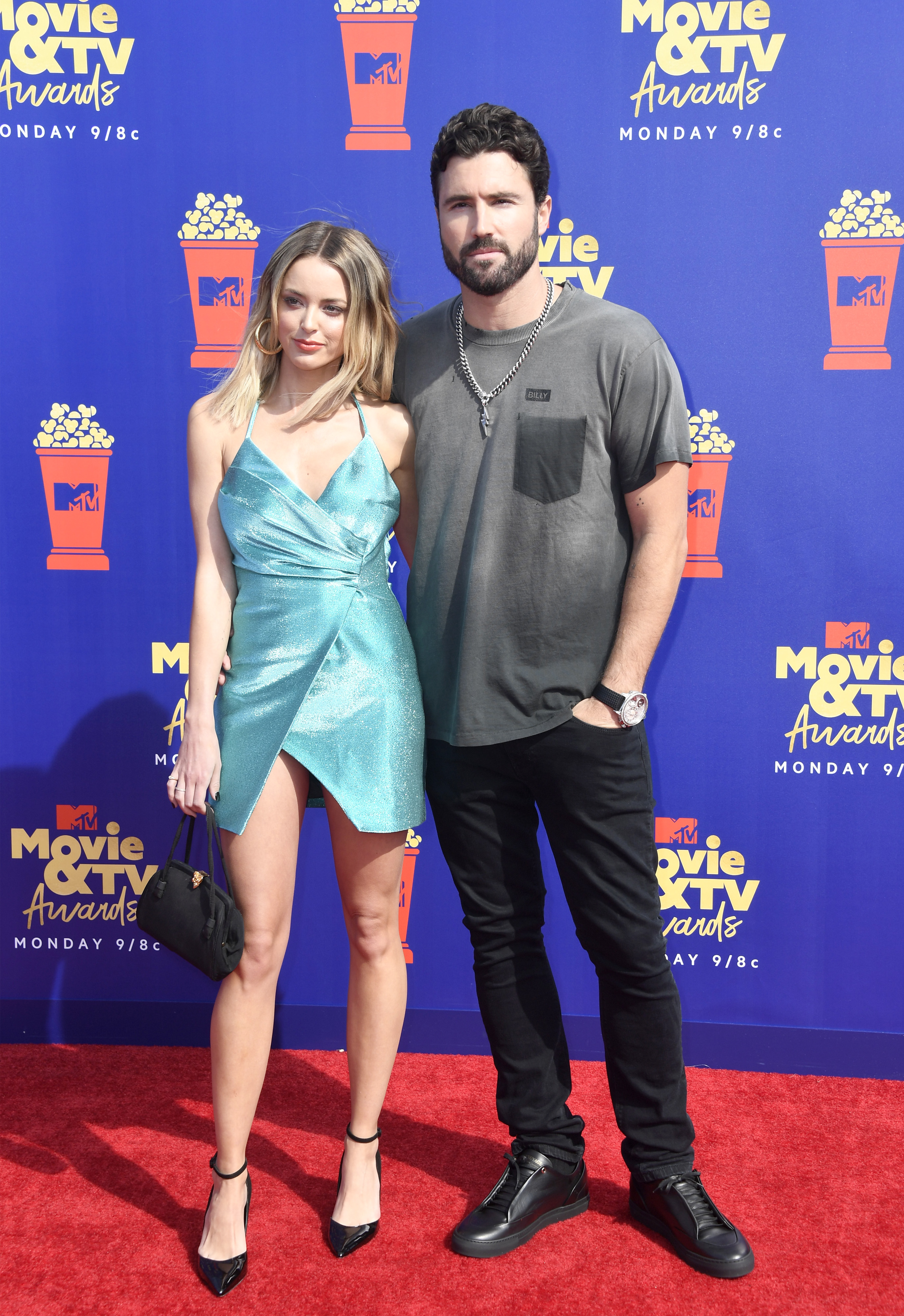 Ross Lynch, Lana Condor, Noah Centineo, Kiernan Shipka & More Hit Up the 2019 MTV Movie & TV Awards – Red Carpet Arrivals