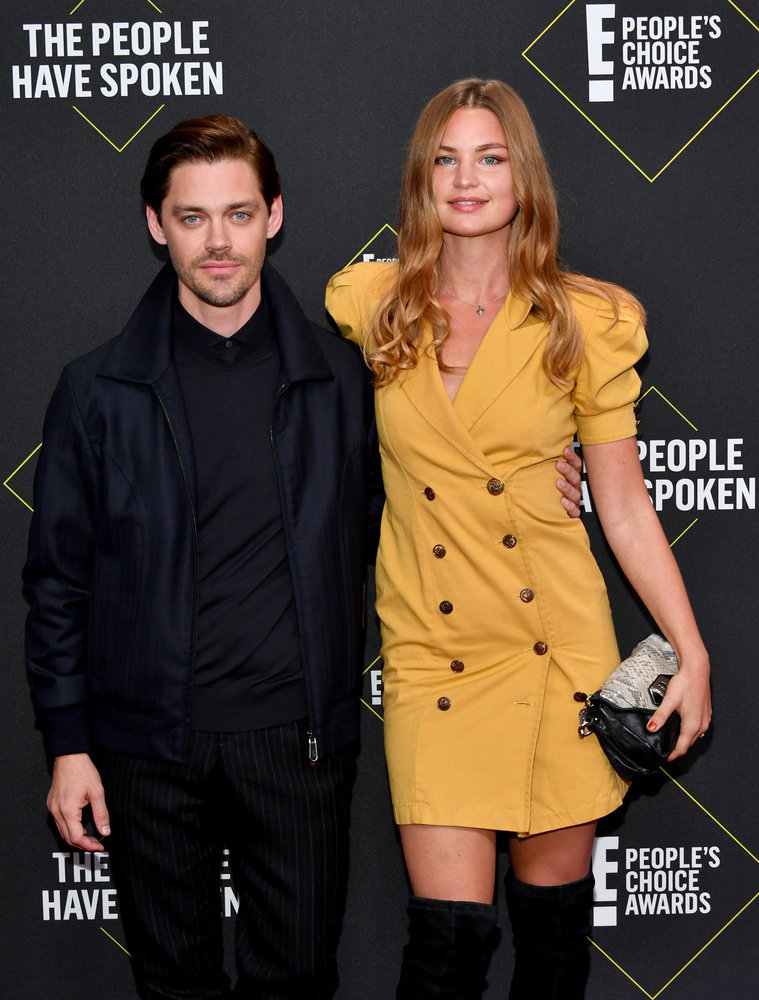 2019 E! People’s Choice Awards: See All the Best Looks from the Red Carpet