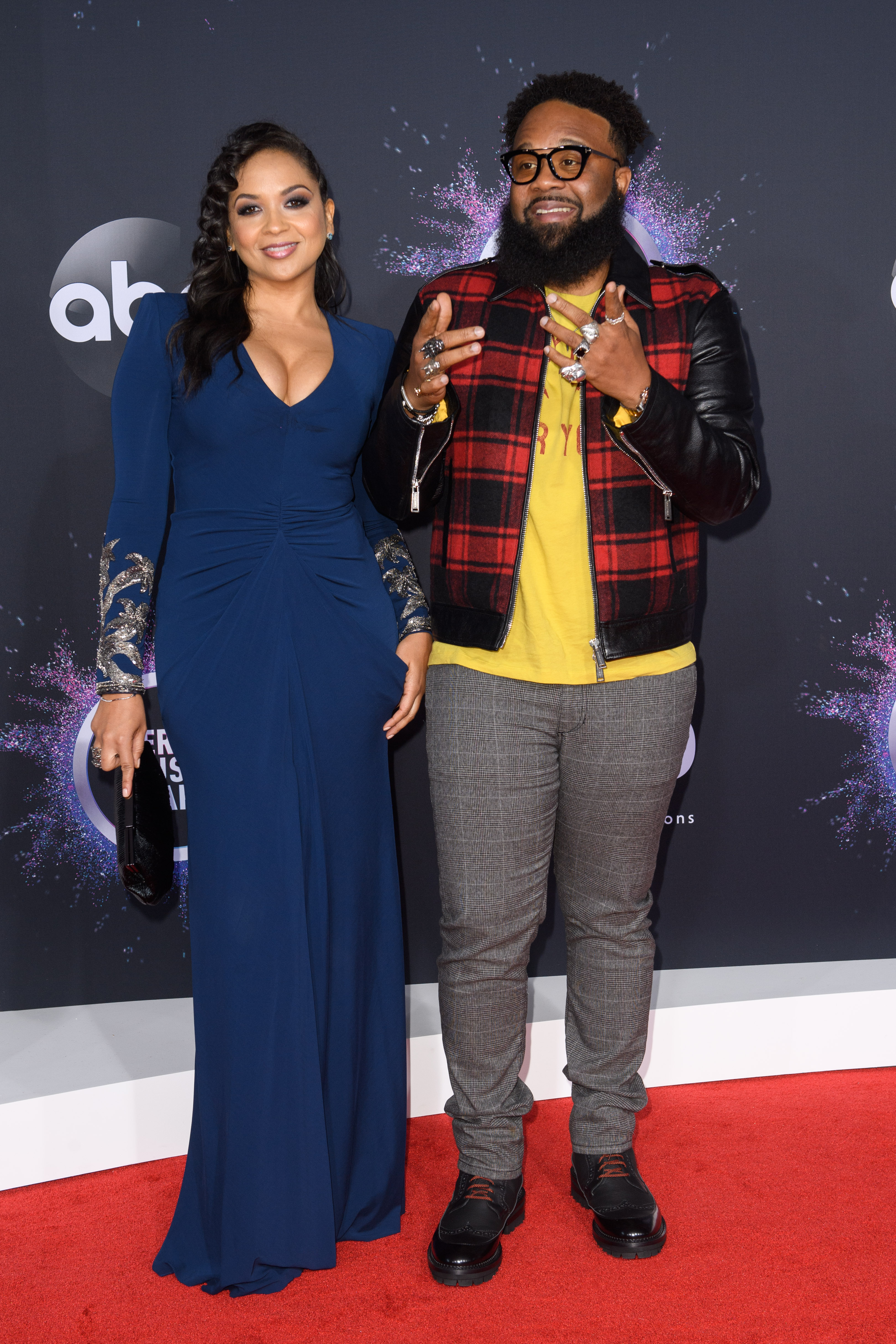 2019 AMAs: See All the Best Looks from the Red Carpet