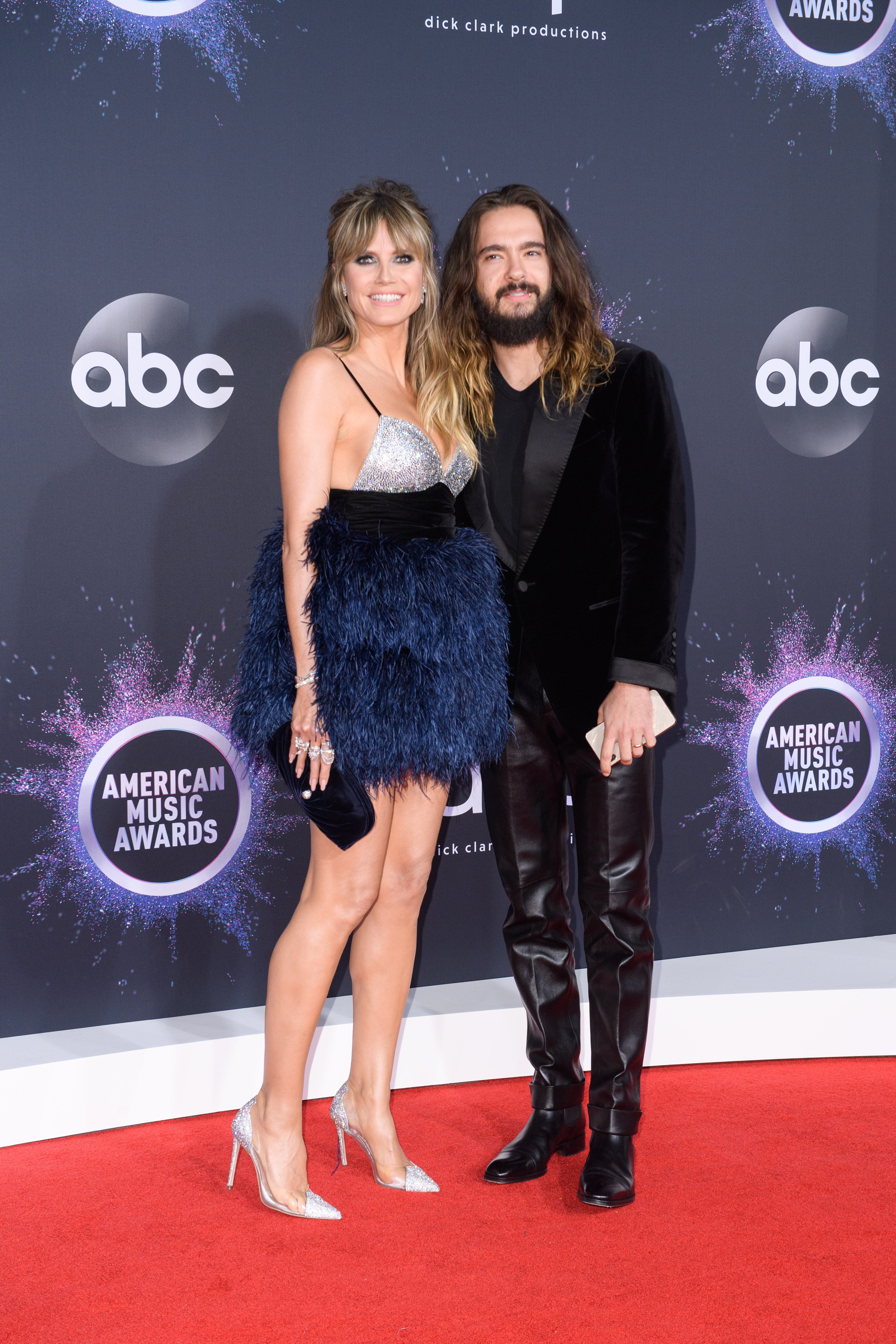 2019 AMAs: See All the Best Looks from the Red Carpet