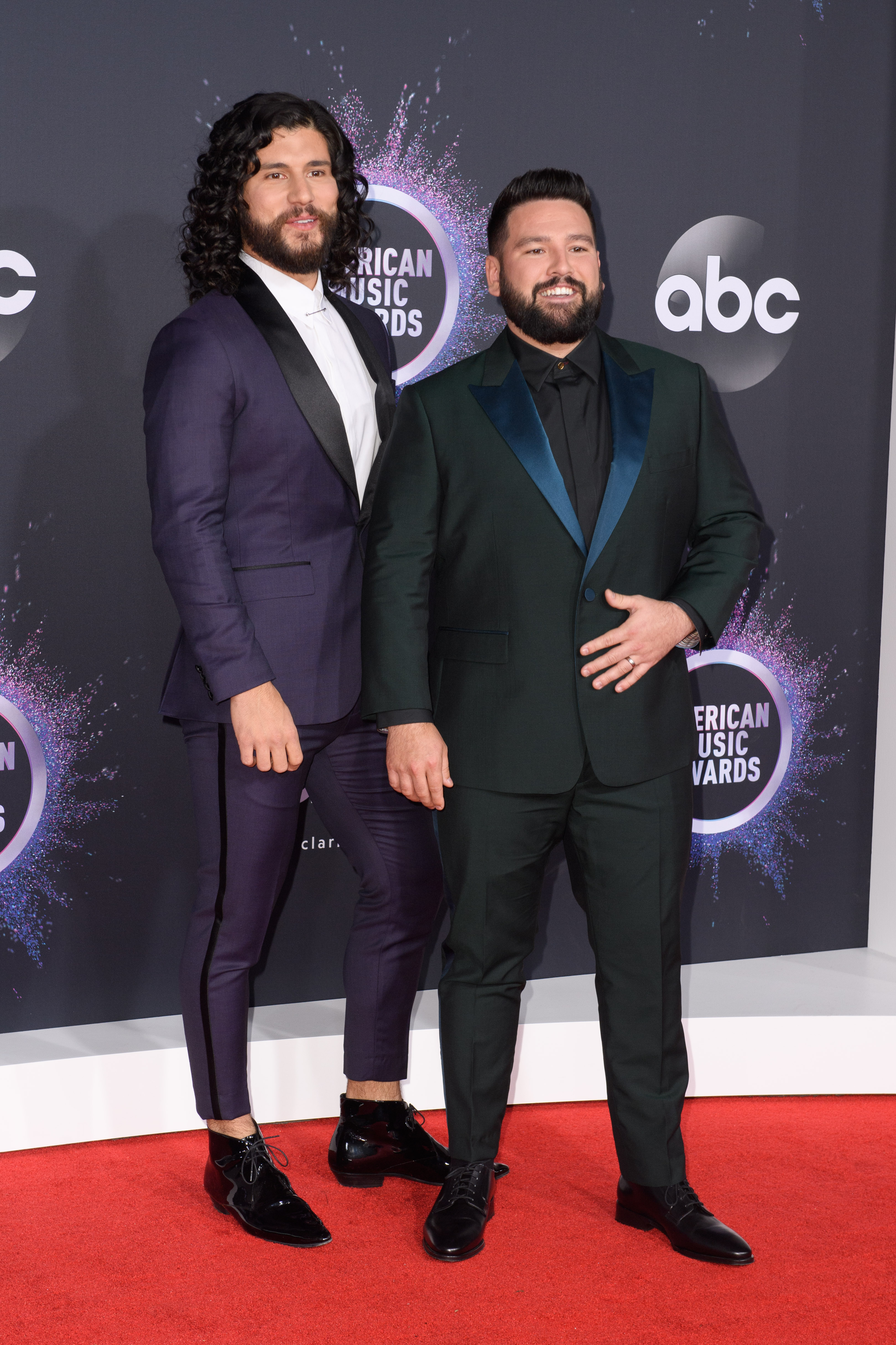 2019 AMAs: See All the Best Looks from the Red Carpet