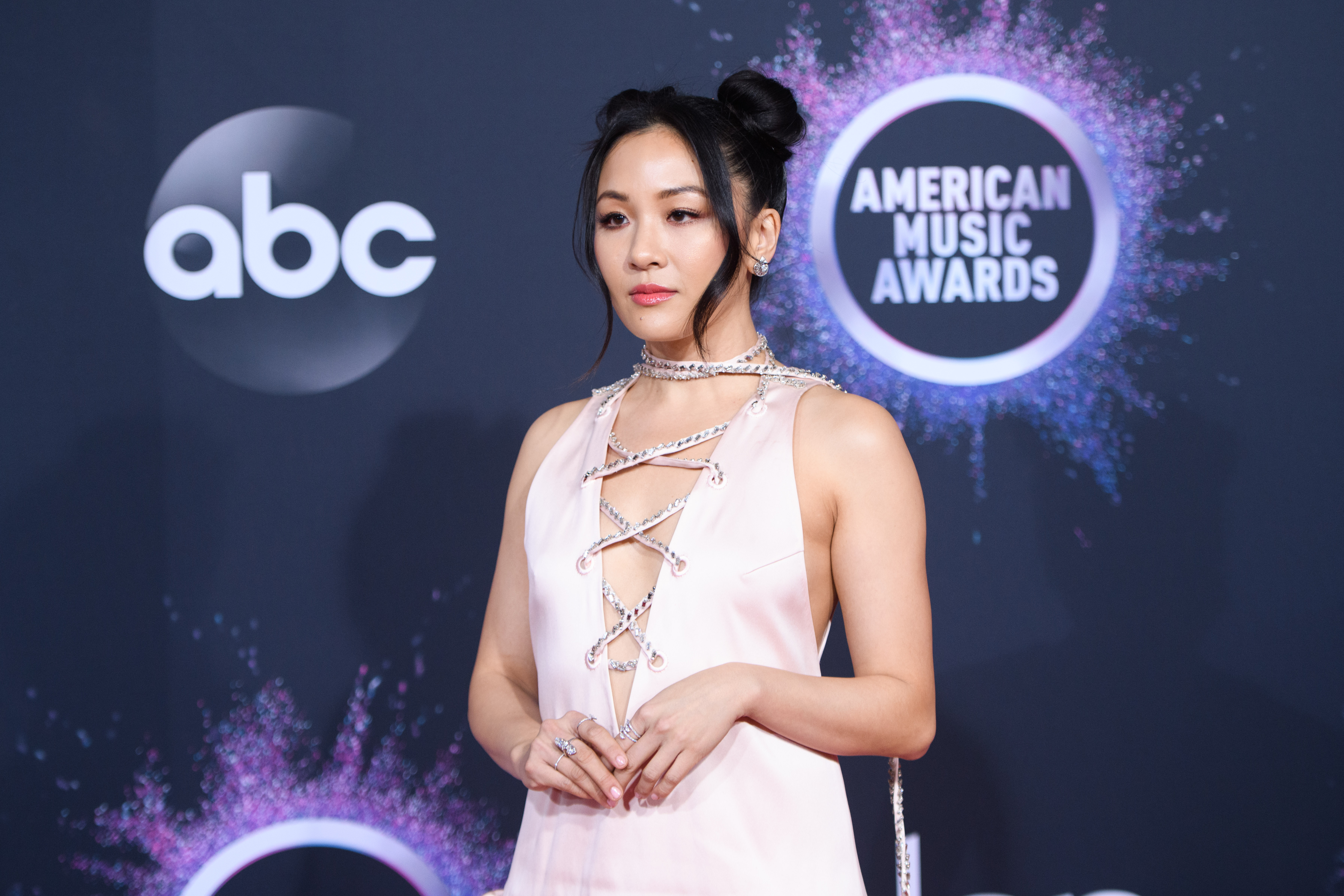 2019 AMAs: See All the Best Looks from the Red Carpet