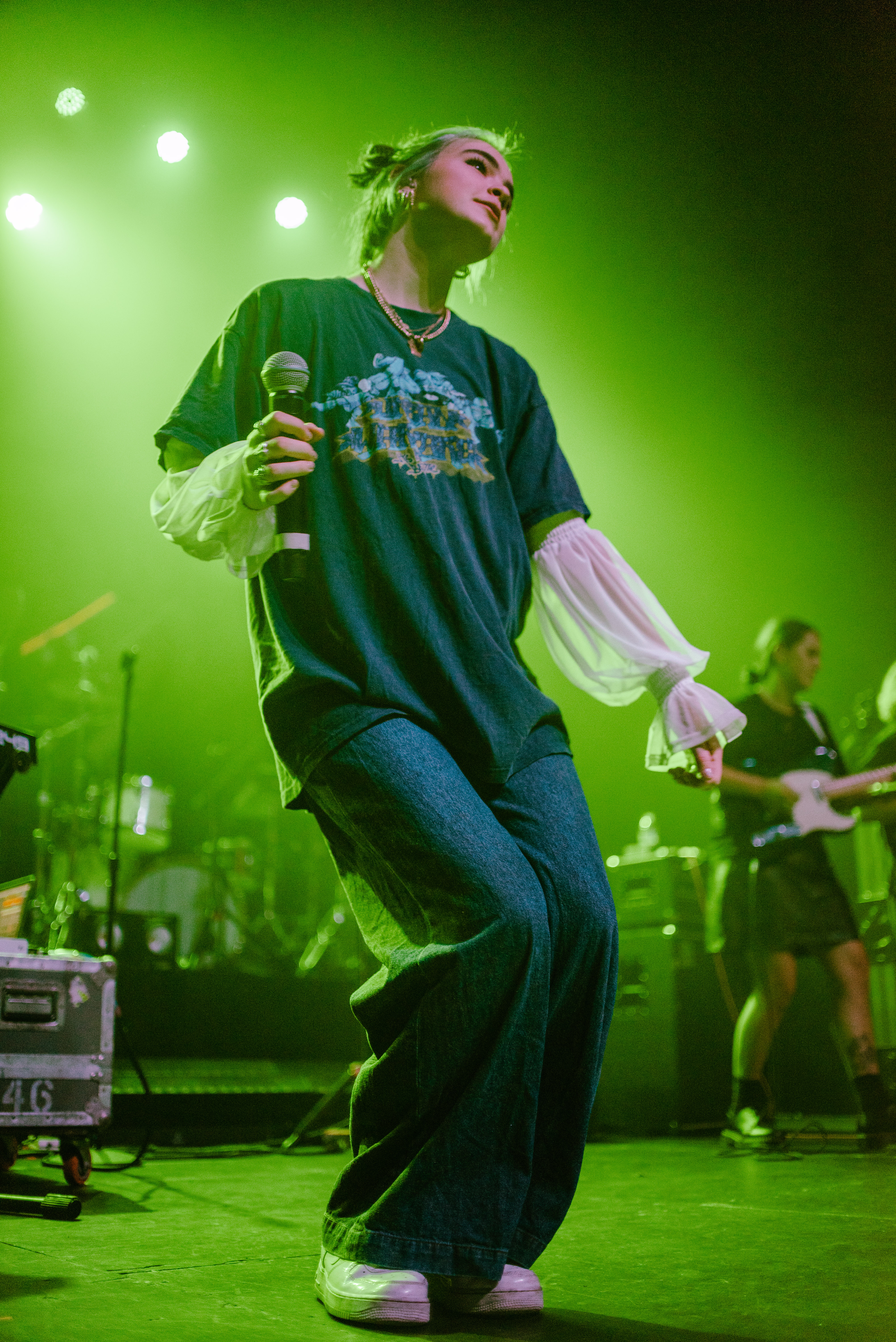 Rising Singer Benee Steals the Show During Limited Run on Conan Gray’s “Comfort Crowd Tour”