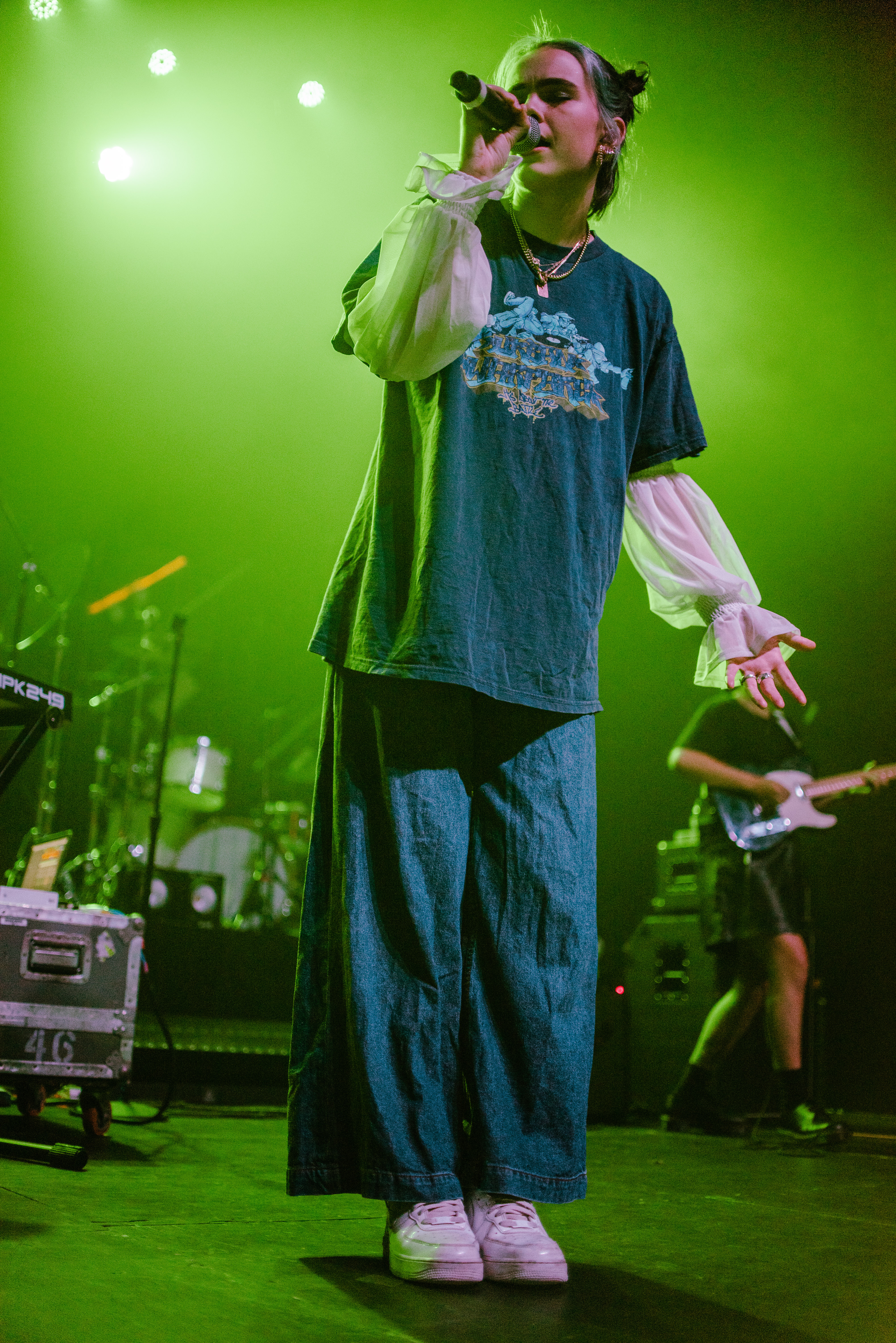 Rising Singer Benee Steals the Show During Limited Run on Conan Gray’s “Comfort Crowd Tour”