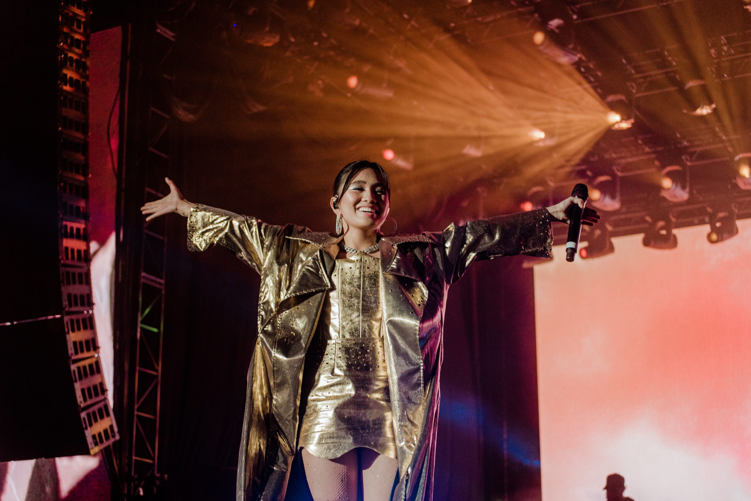 Joji, Niki, Rich Brian, Saweetie & More Bring Asian Culture to Life at 2021 Head In The Clouds Festival in Pasadena