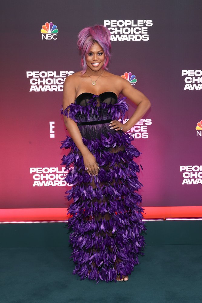 2021 People’s Choice Awards: See the Best Looks from the Red Carpet