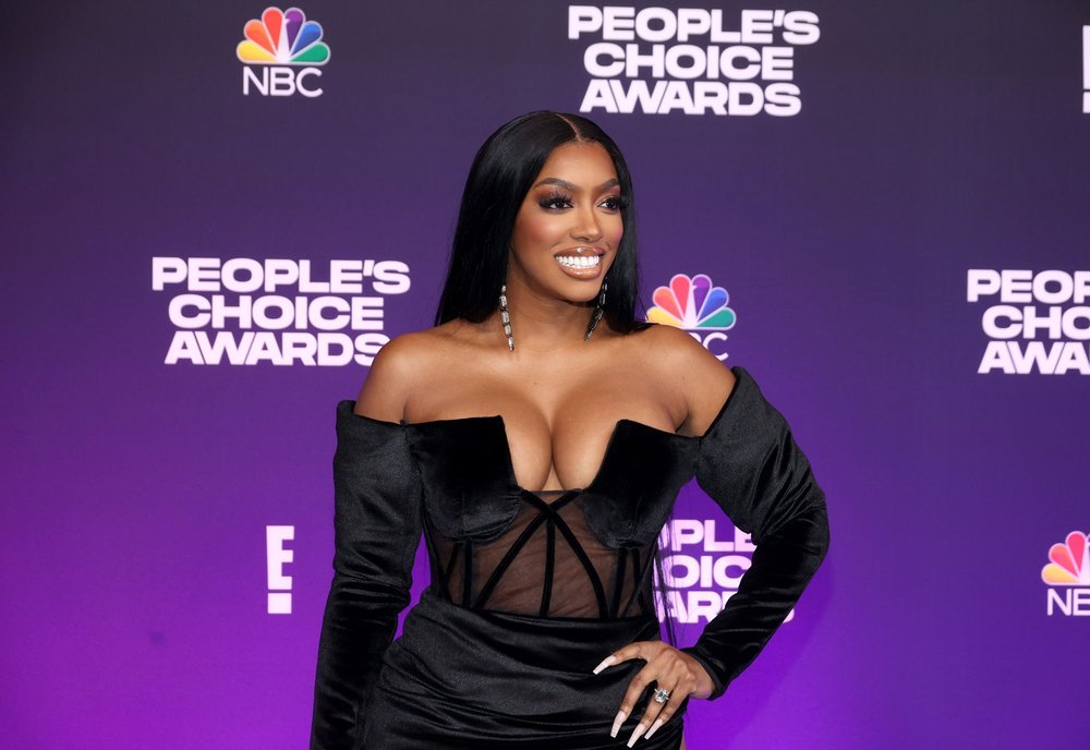 2021 People’s Choice Awards: See the Best Looks from the Red Carpet