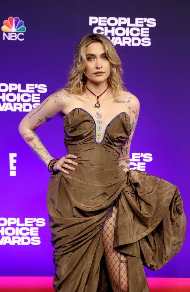 2021 People’s Choice Awards: See the Best Looks from the Red Carpet